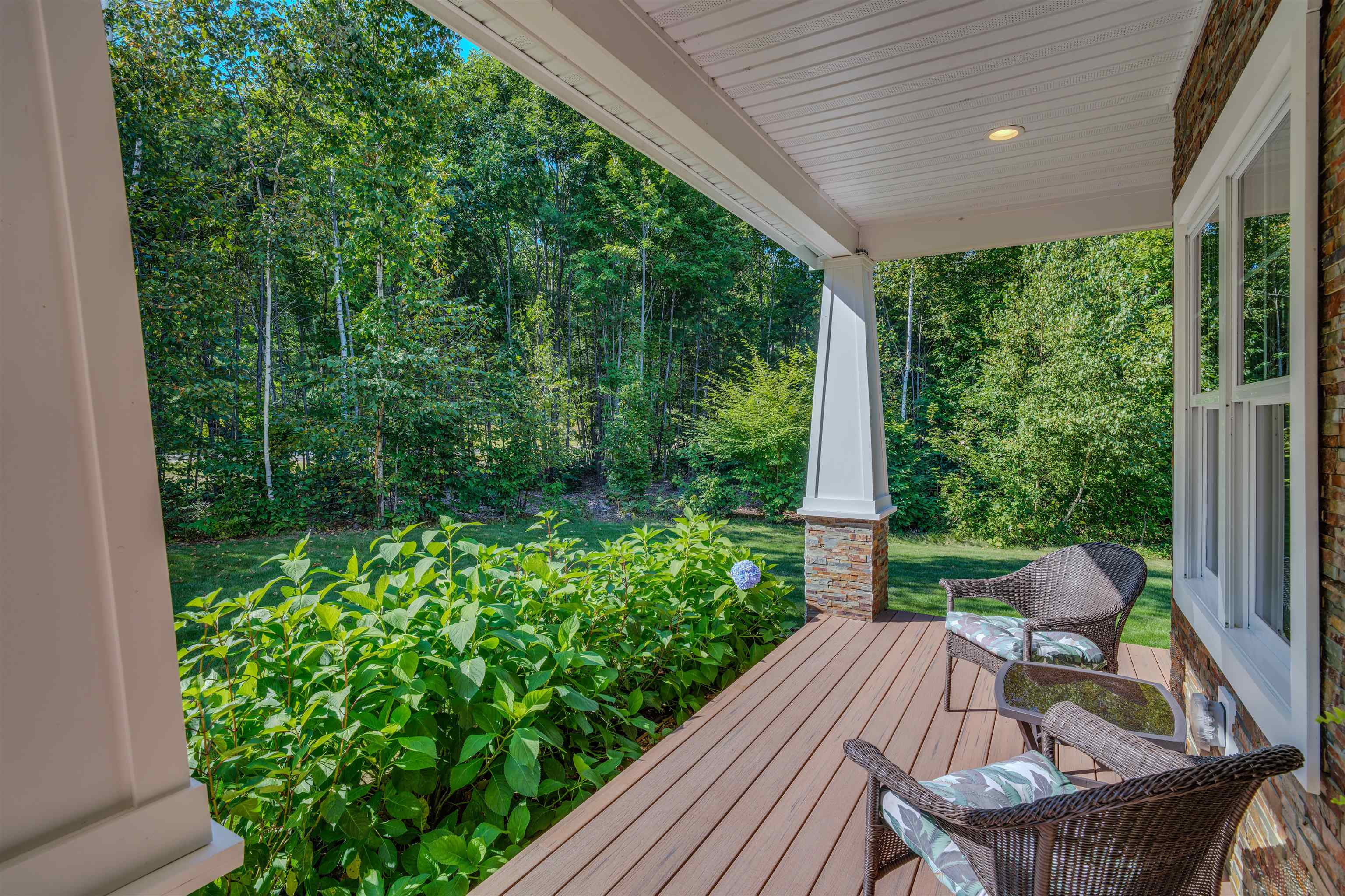 property viewer photo 12