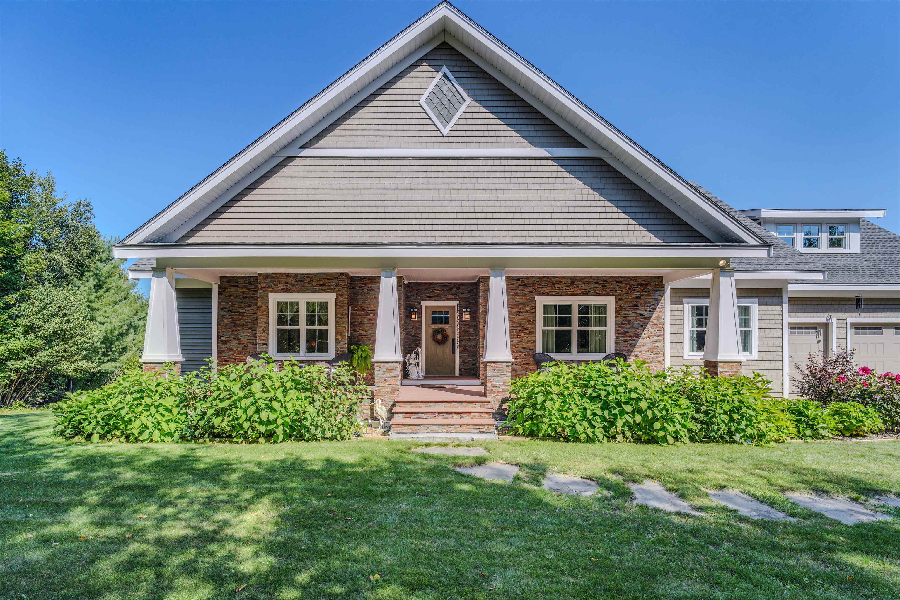 property viewer photo 2