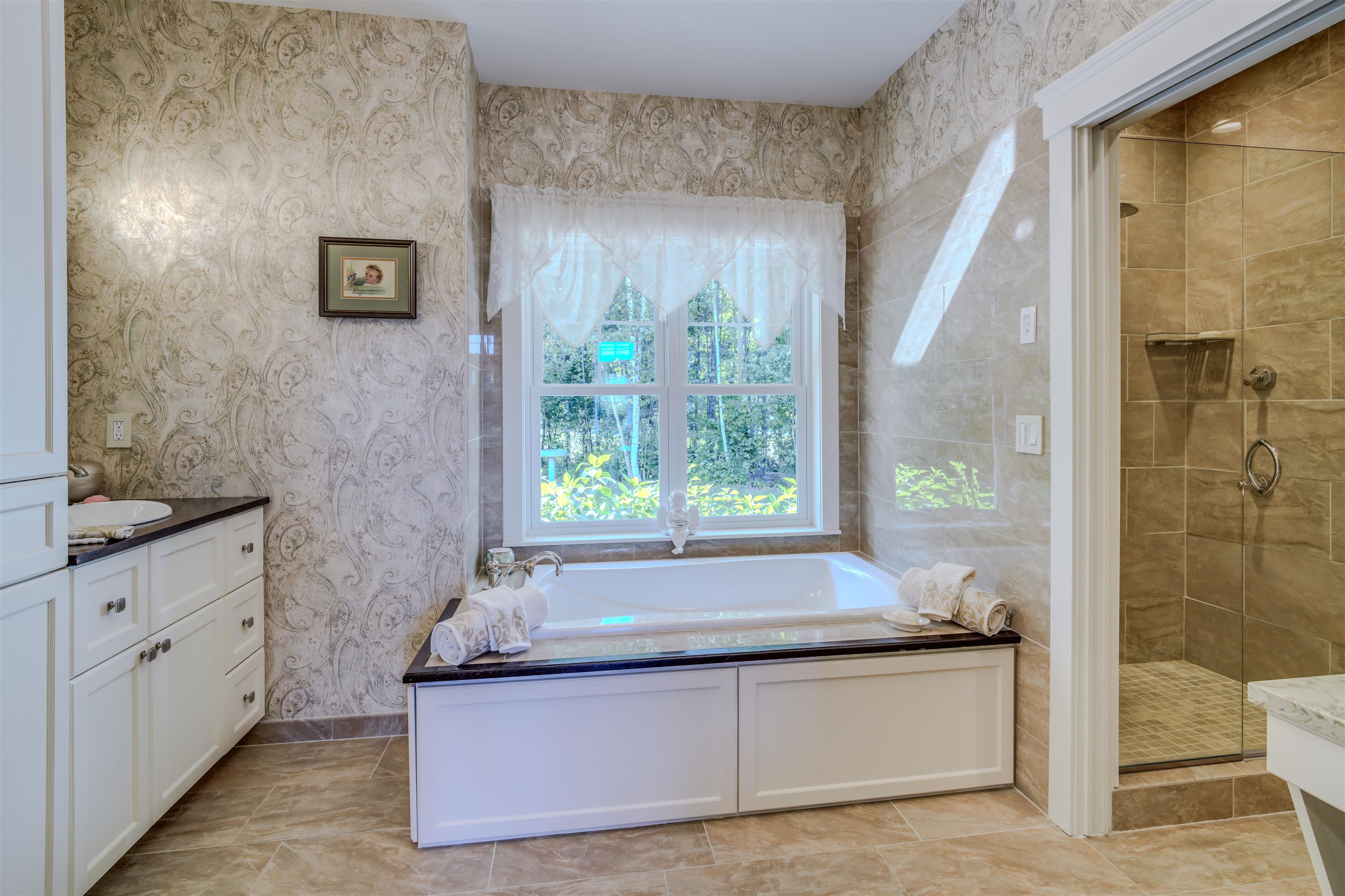 property viewer photo 25