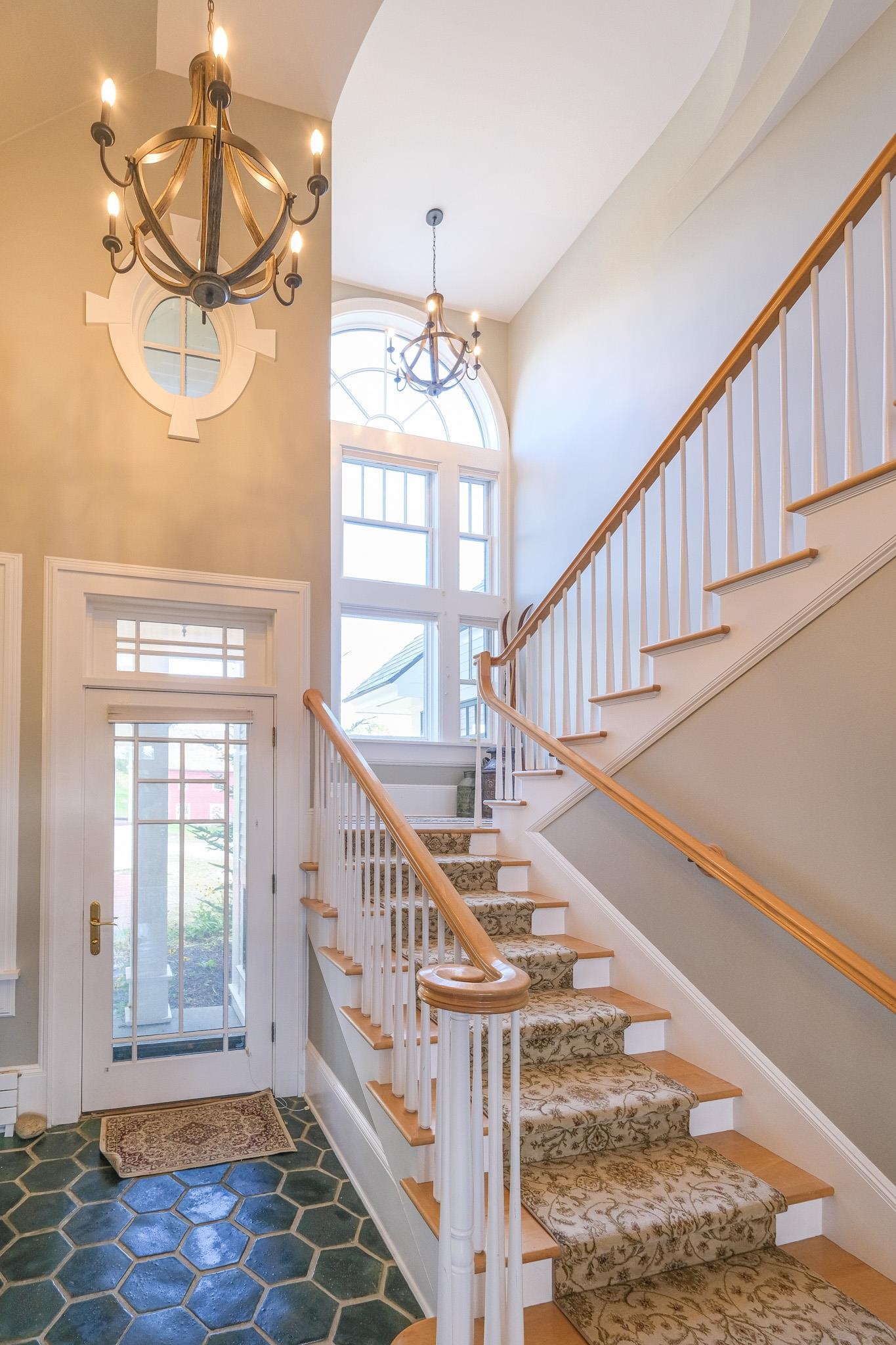 main property photo 13