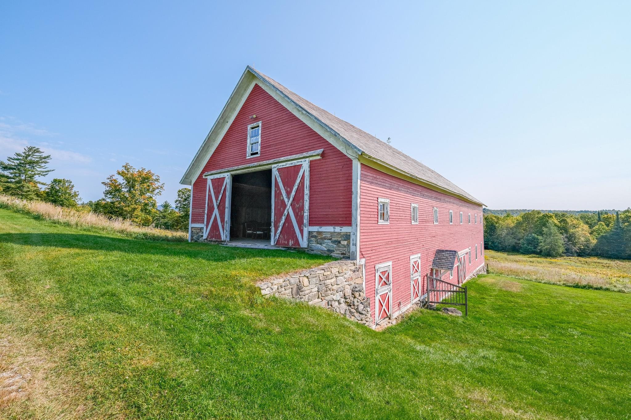 main property photo 45