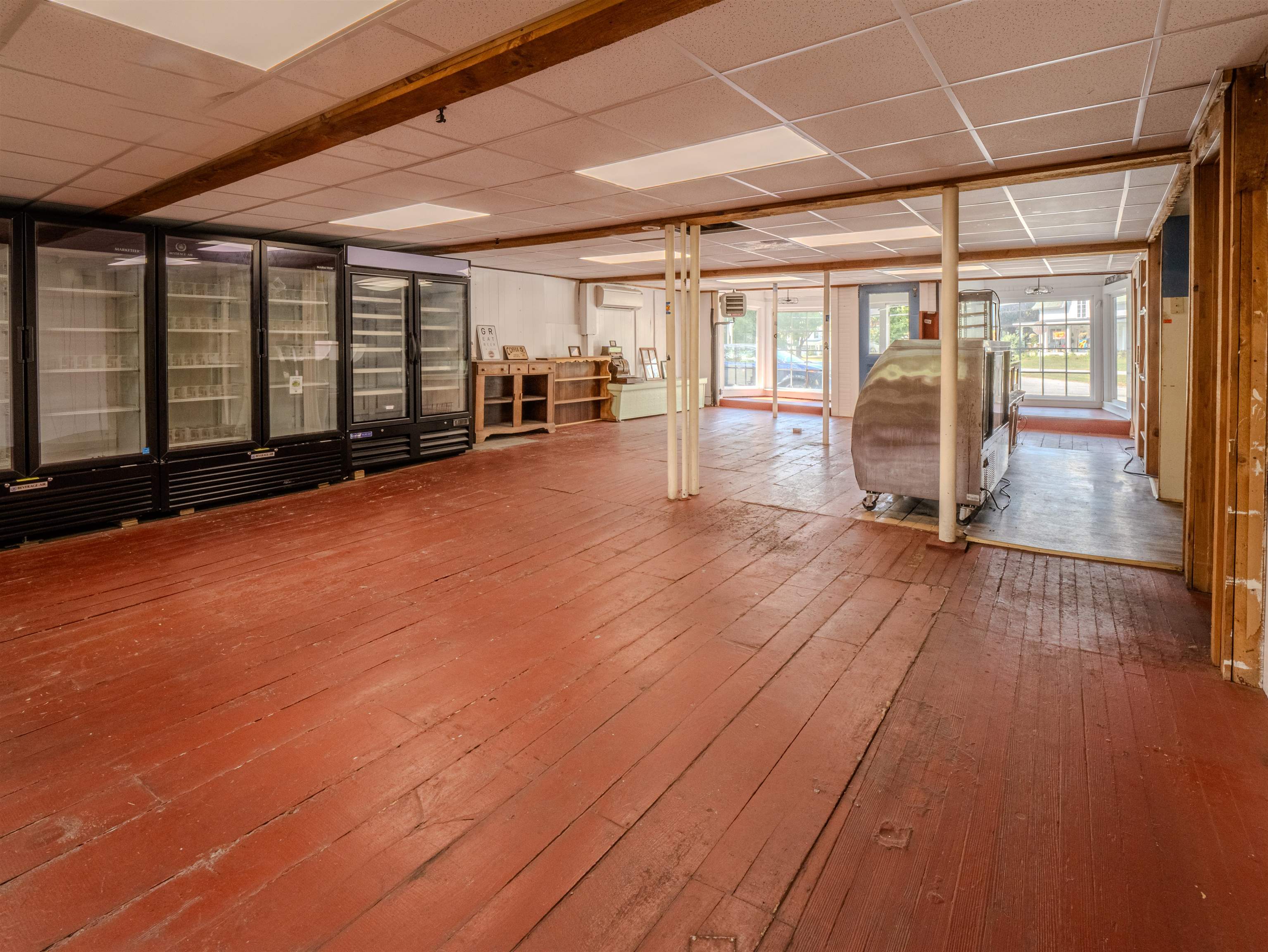 main property photo 29