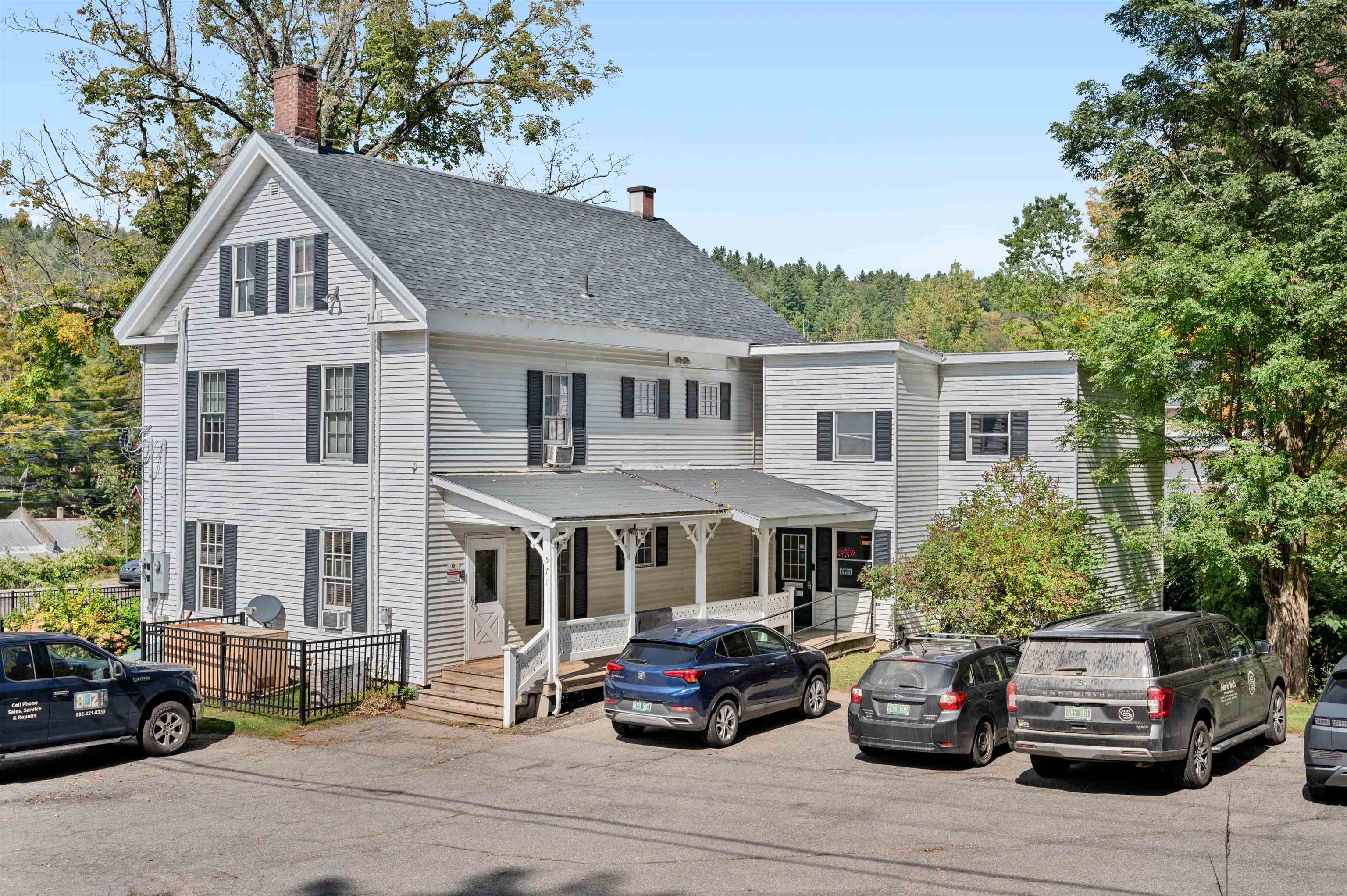 main property photo 2