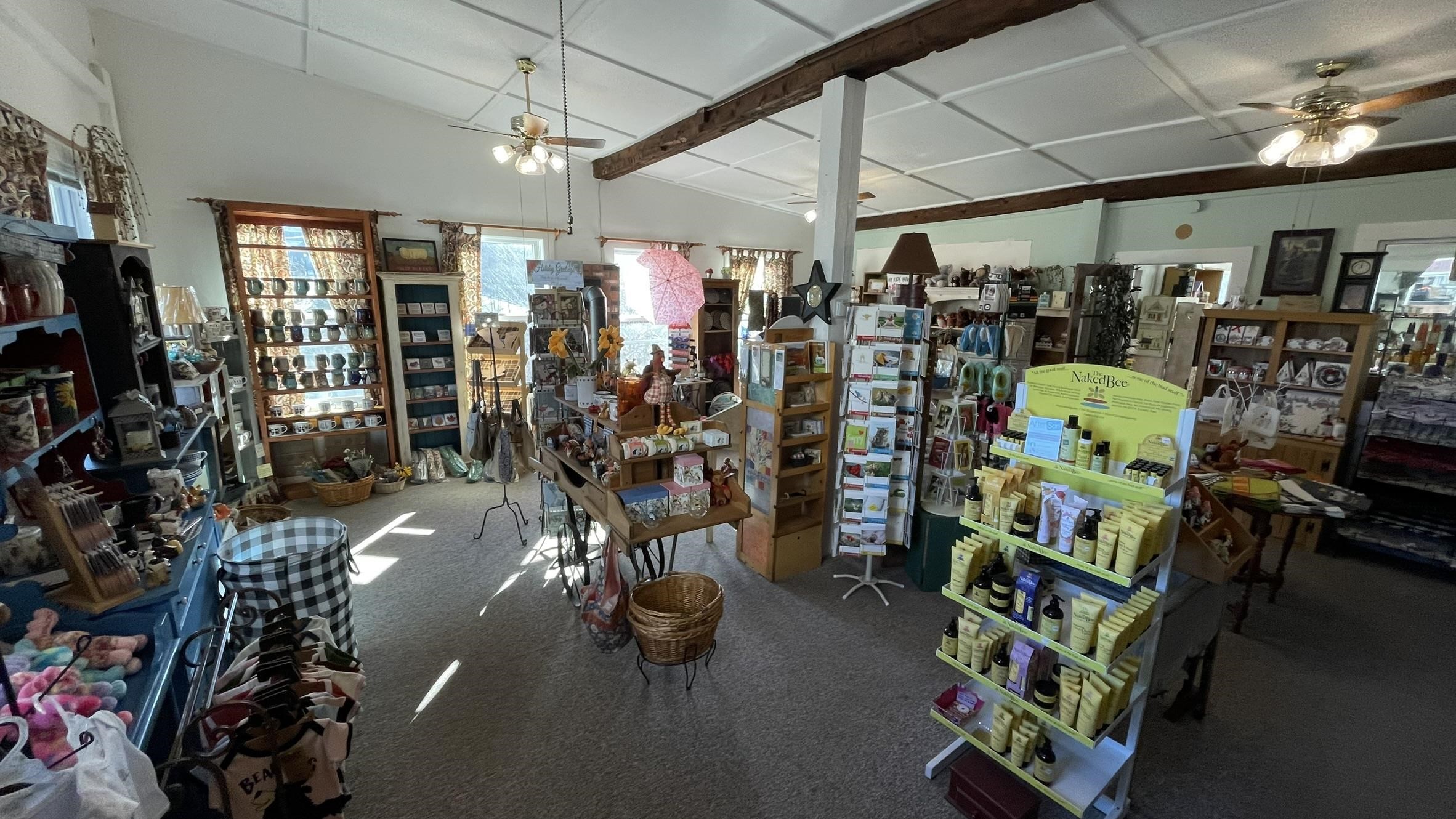 main property photo 6