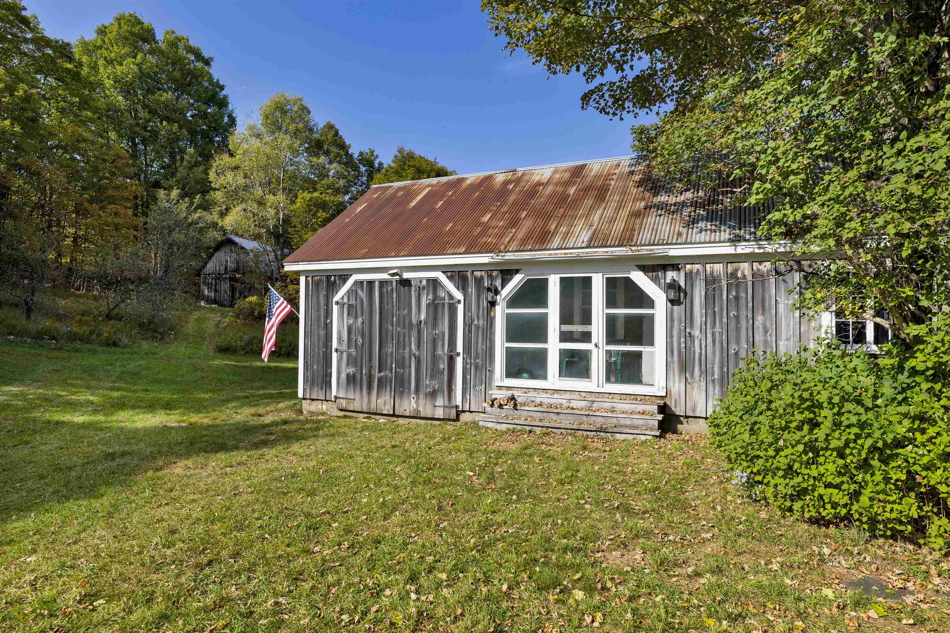 main property photo 15