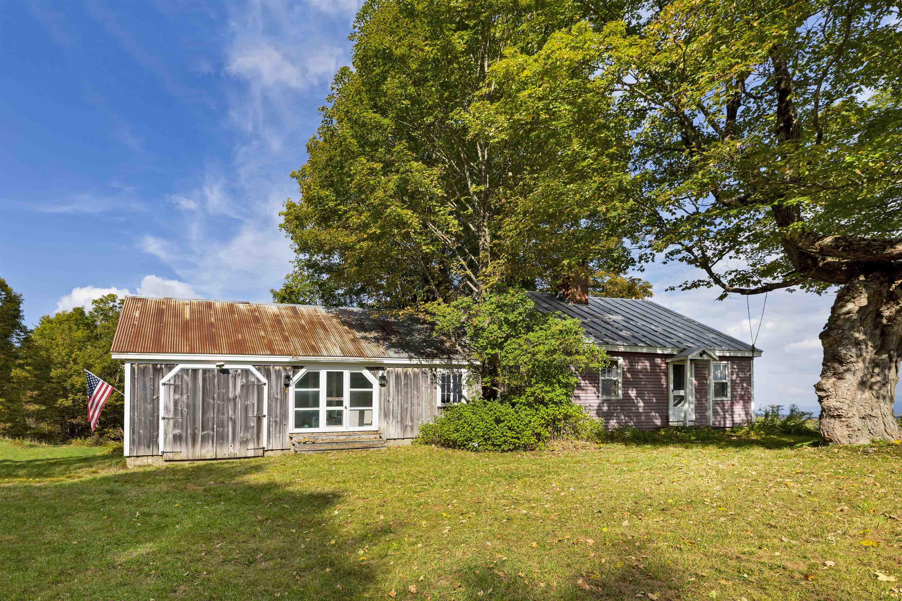 main property photo 16
