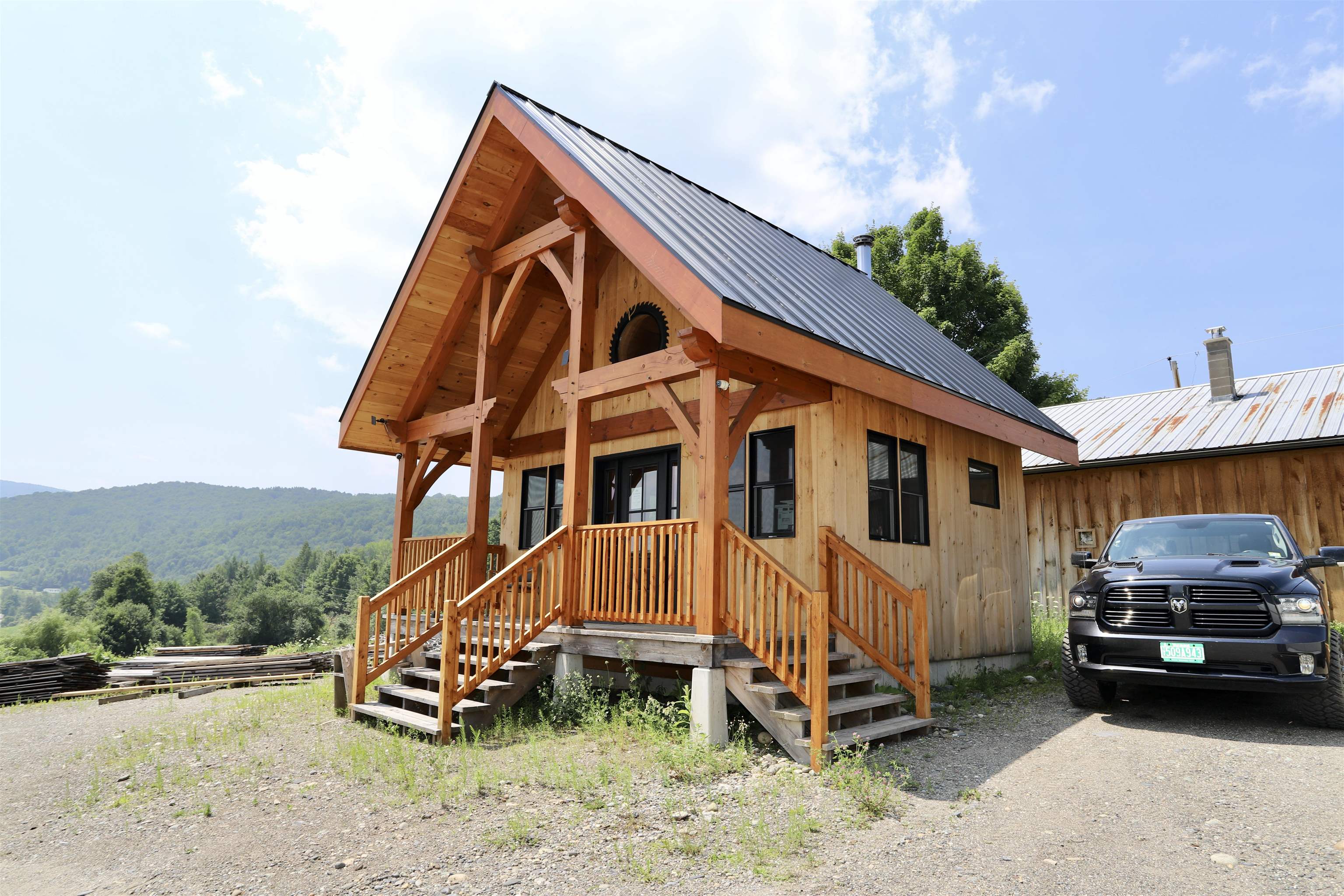 main property photo 35
