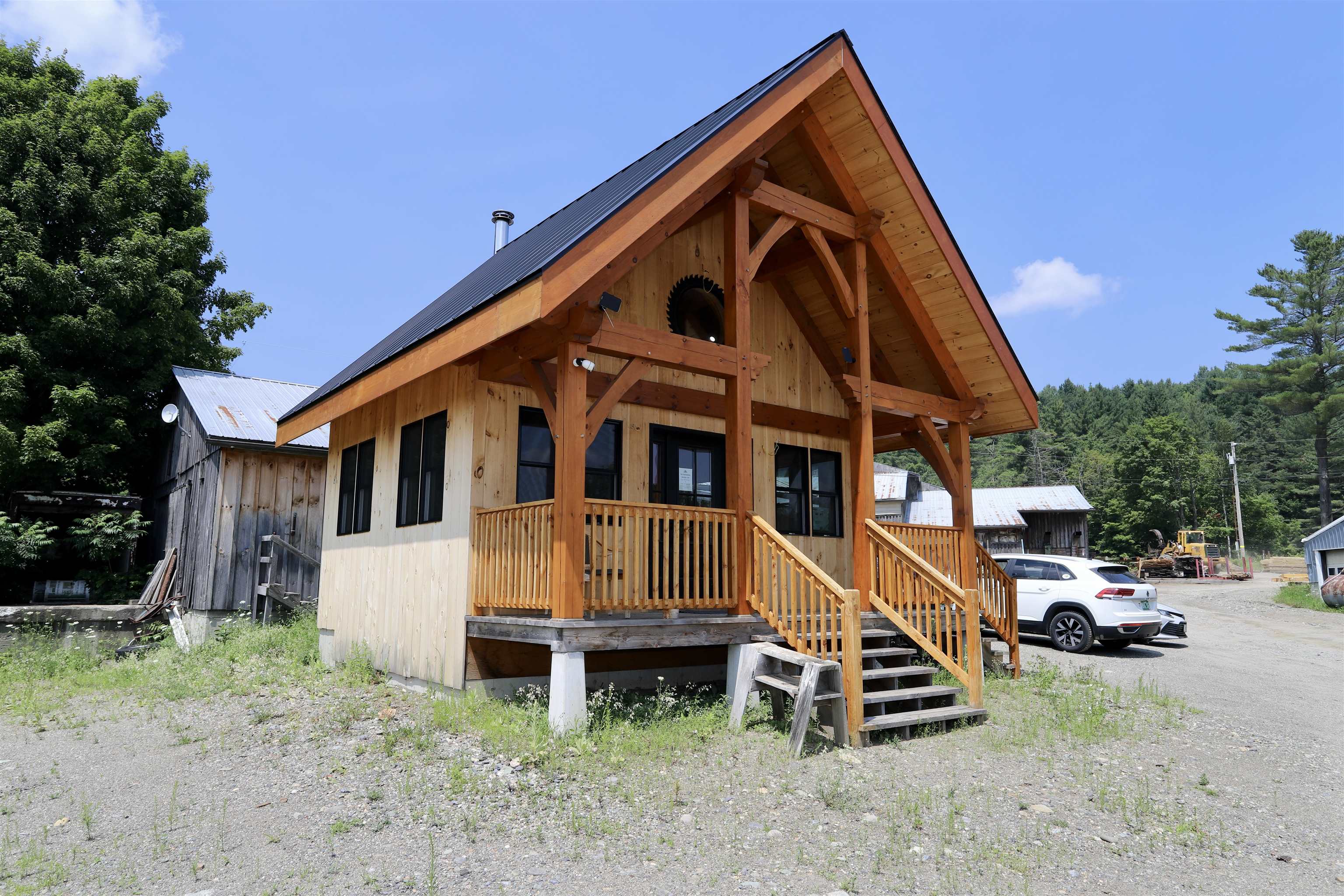 main property photo 36