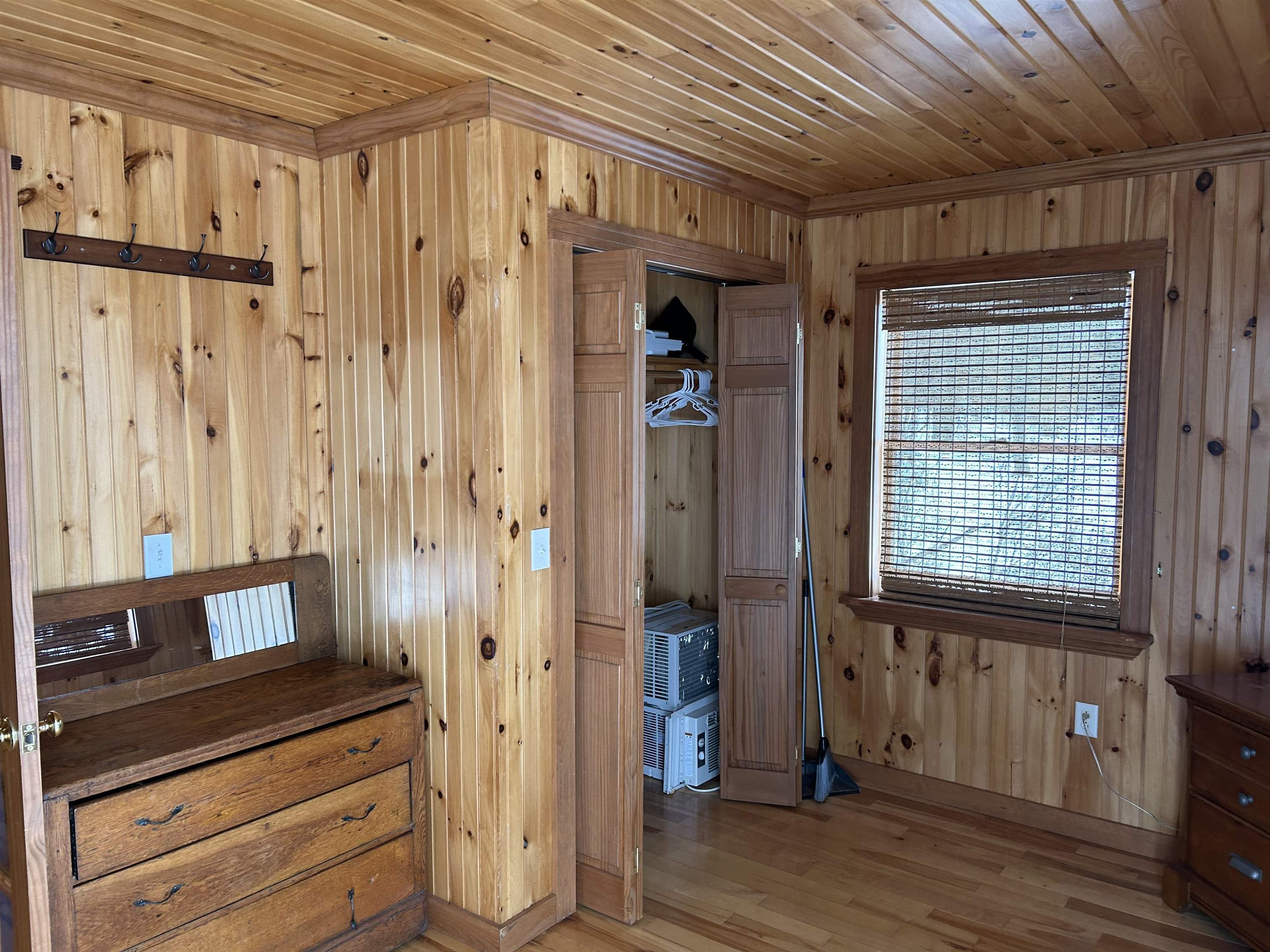 property viewer photo 12