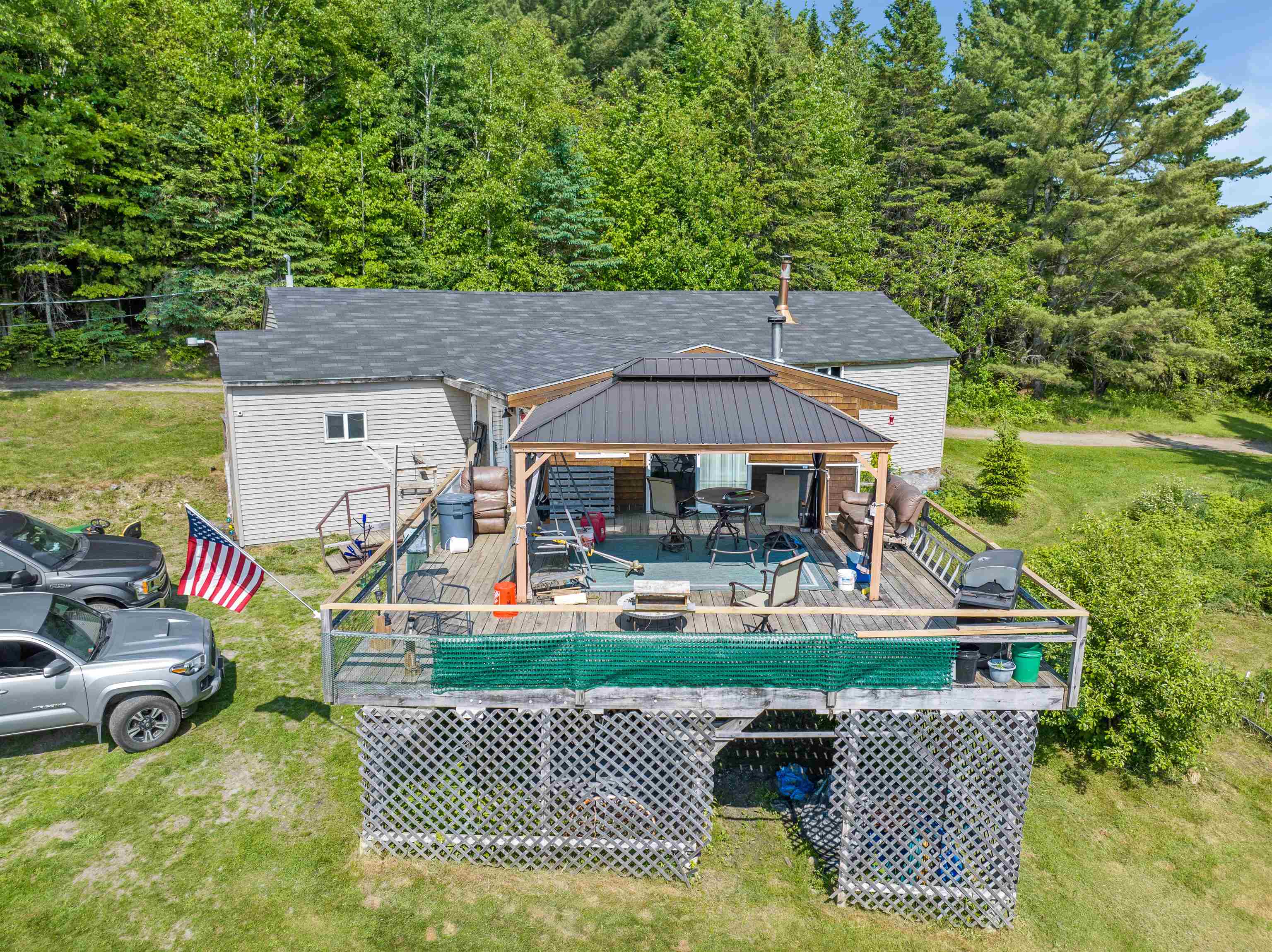 main property photo 11