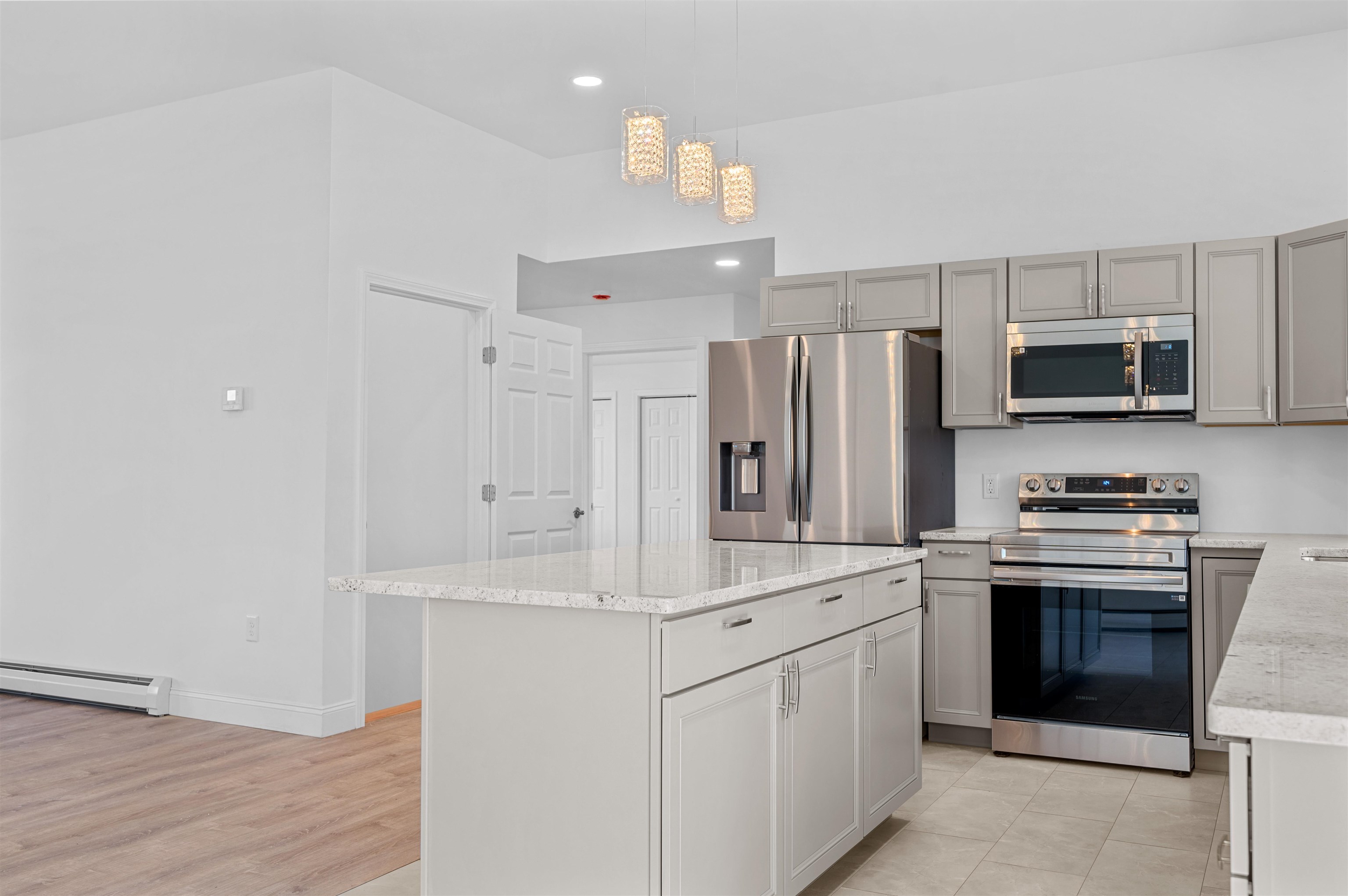property viewer photo 12