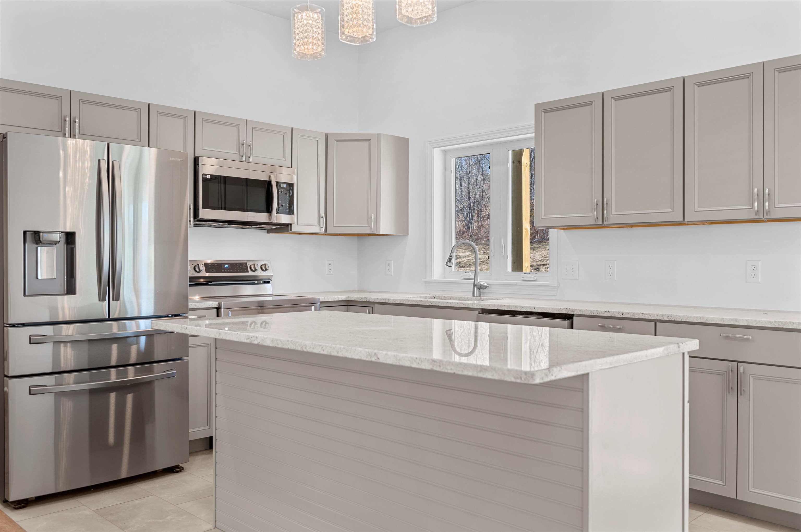 property viewer photo 18