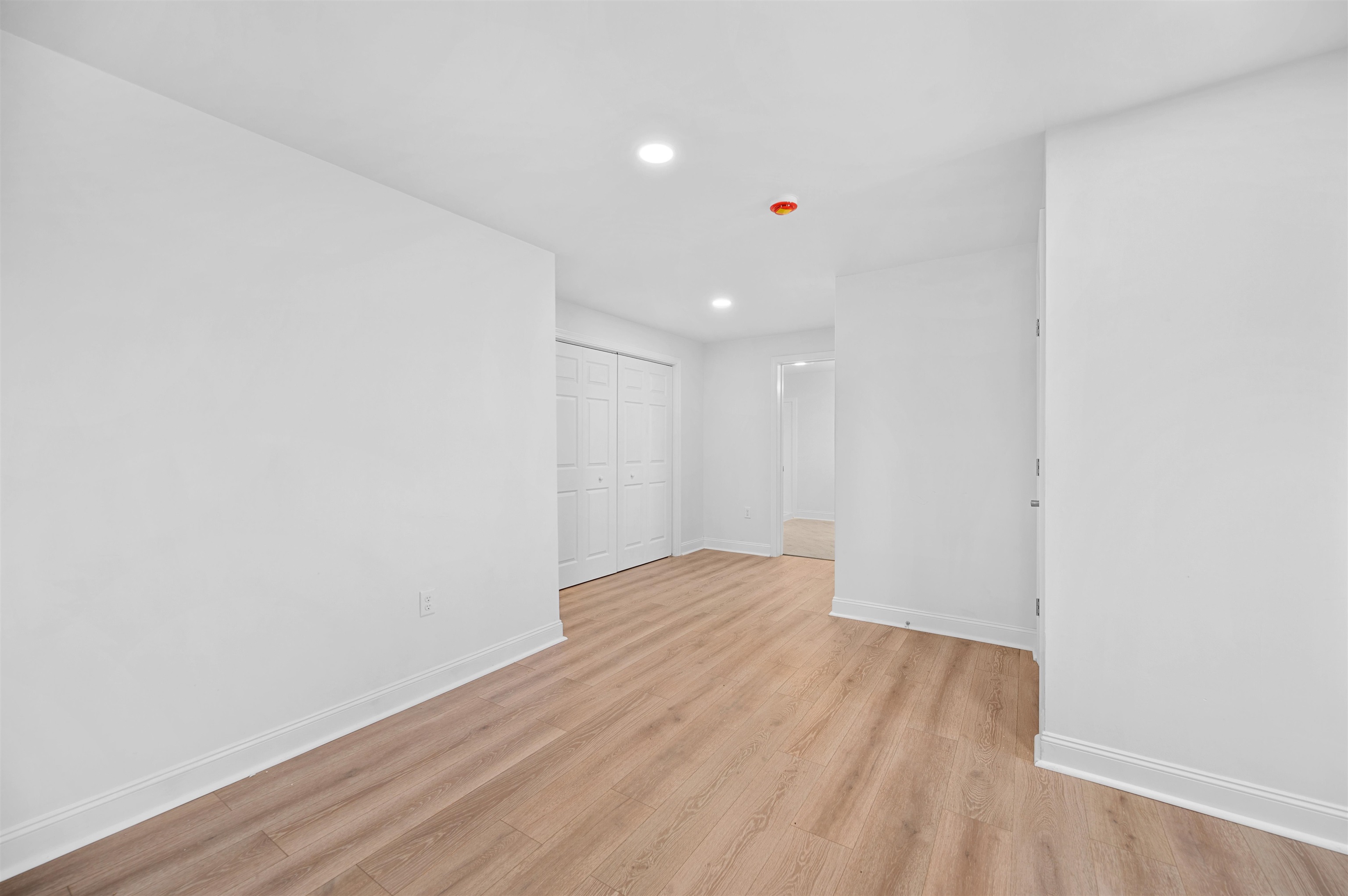property viewer photo 40
