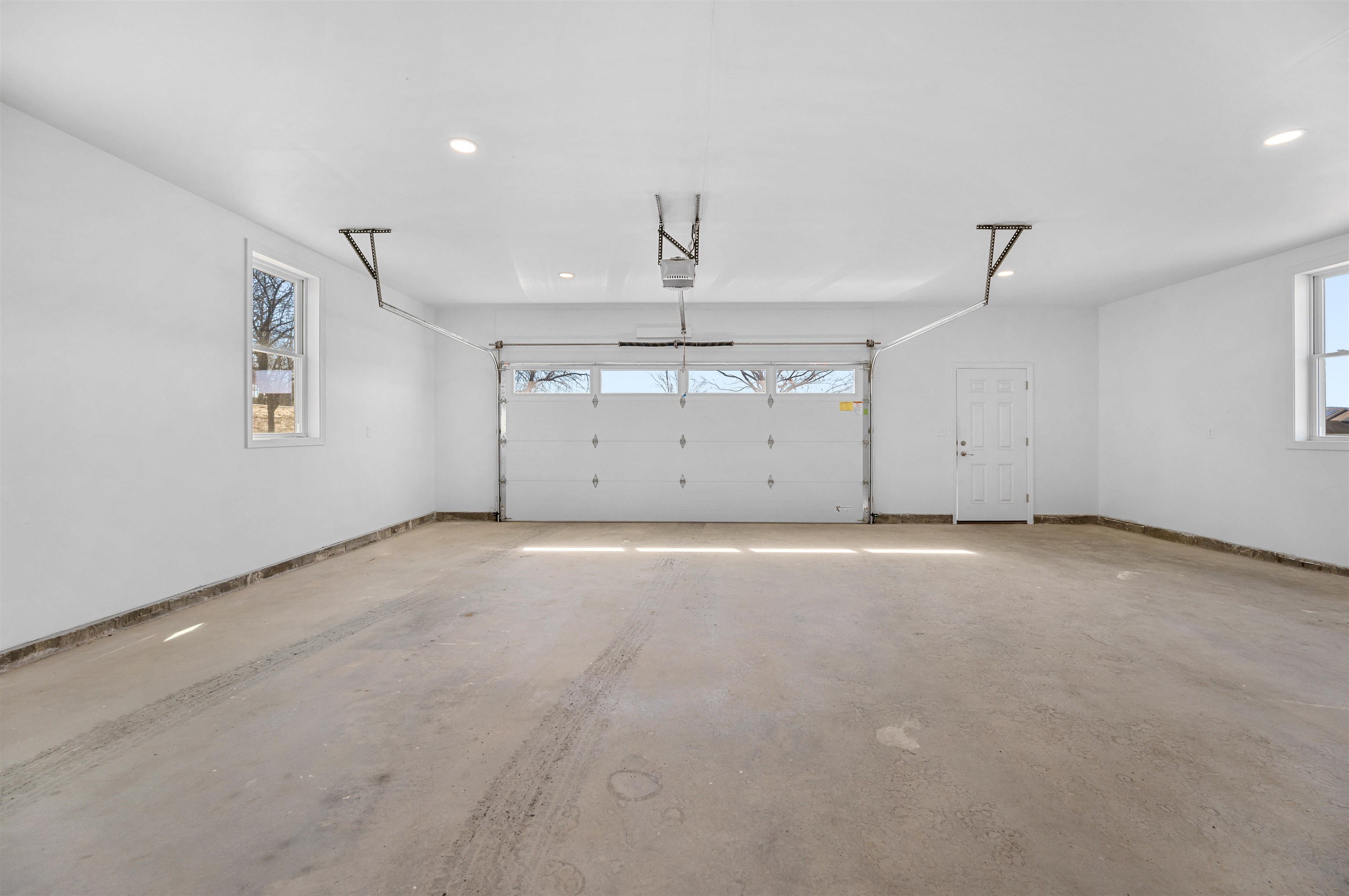 property viewer photo 45