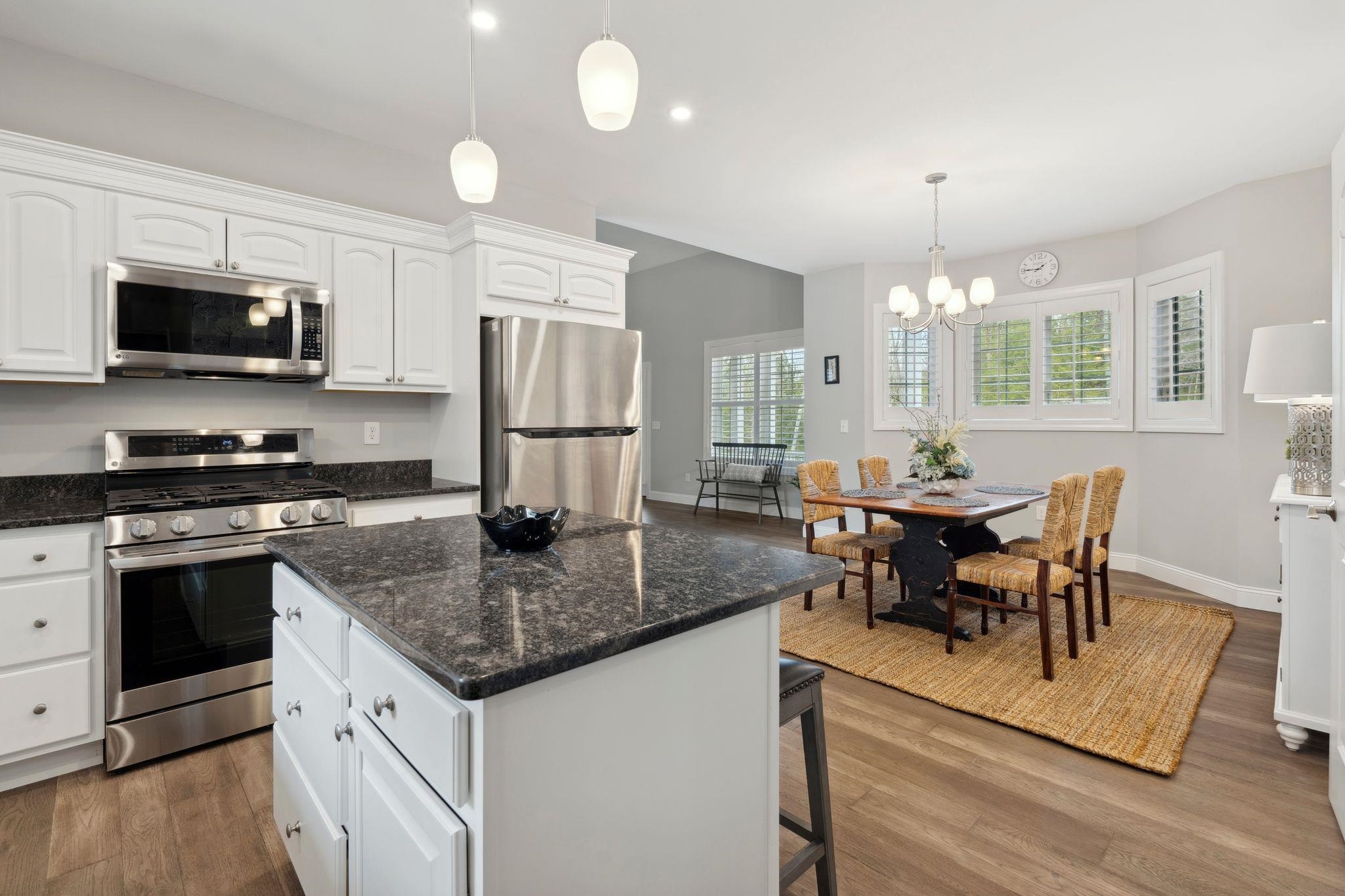 property viewer photo 6