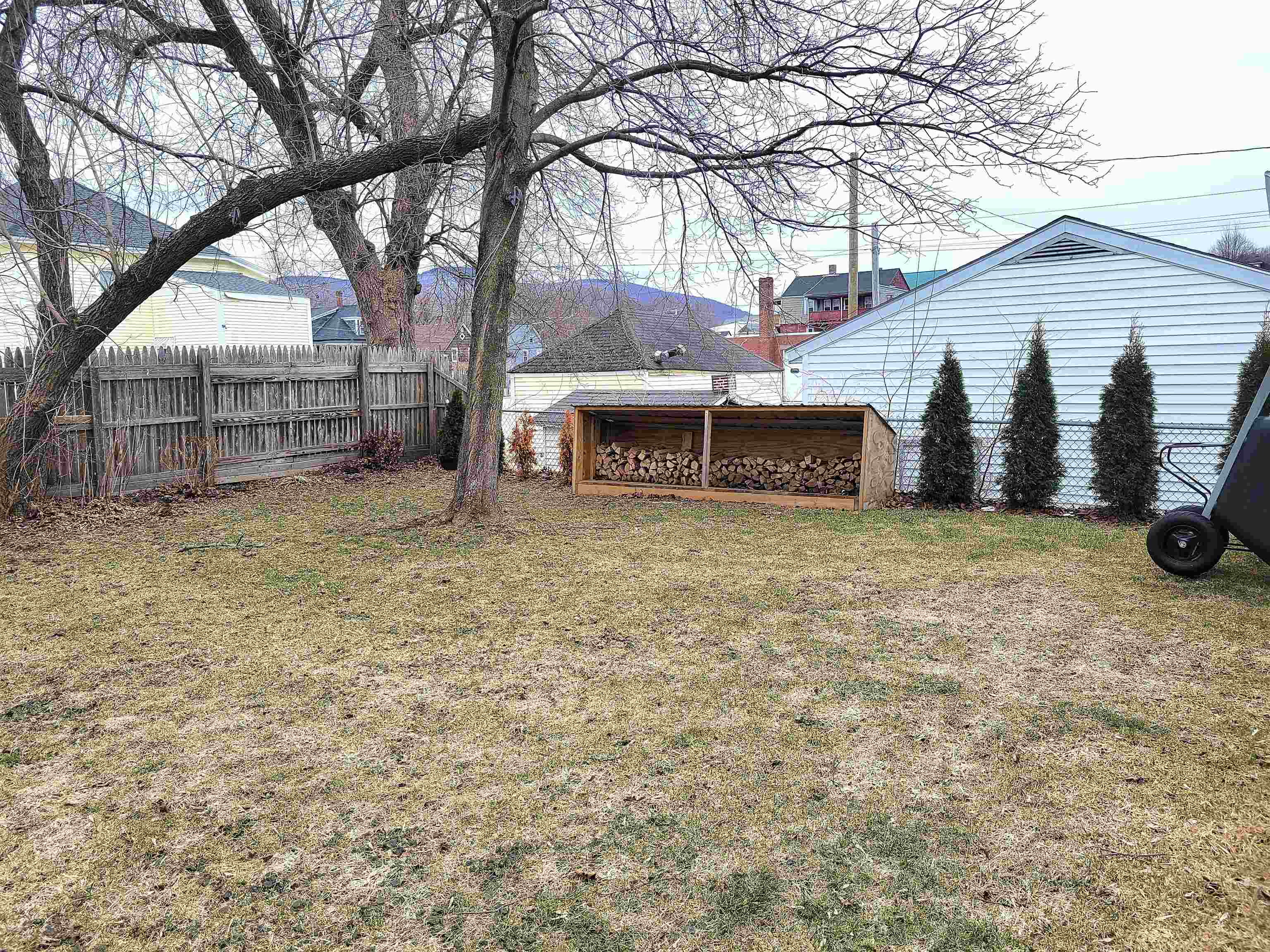 property viewer photo 23