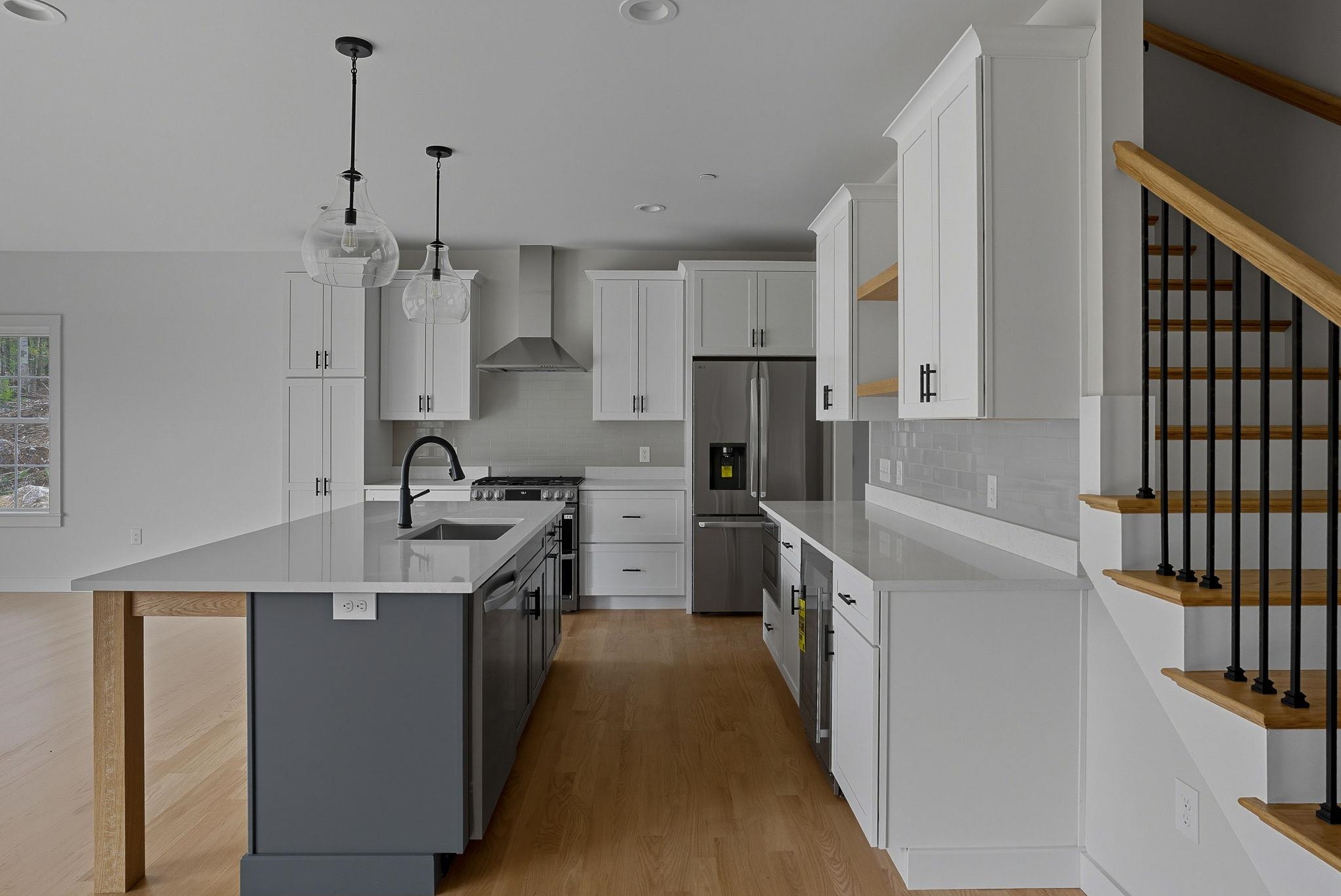 property viewer photo 6
