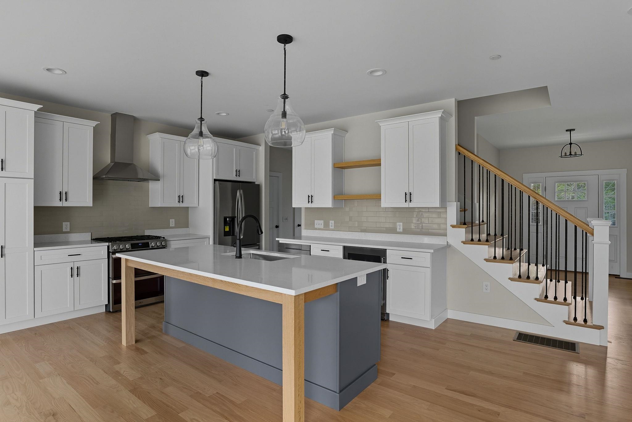 property viewer photo 7