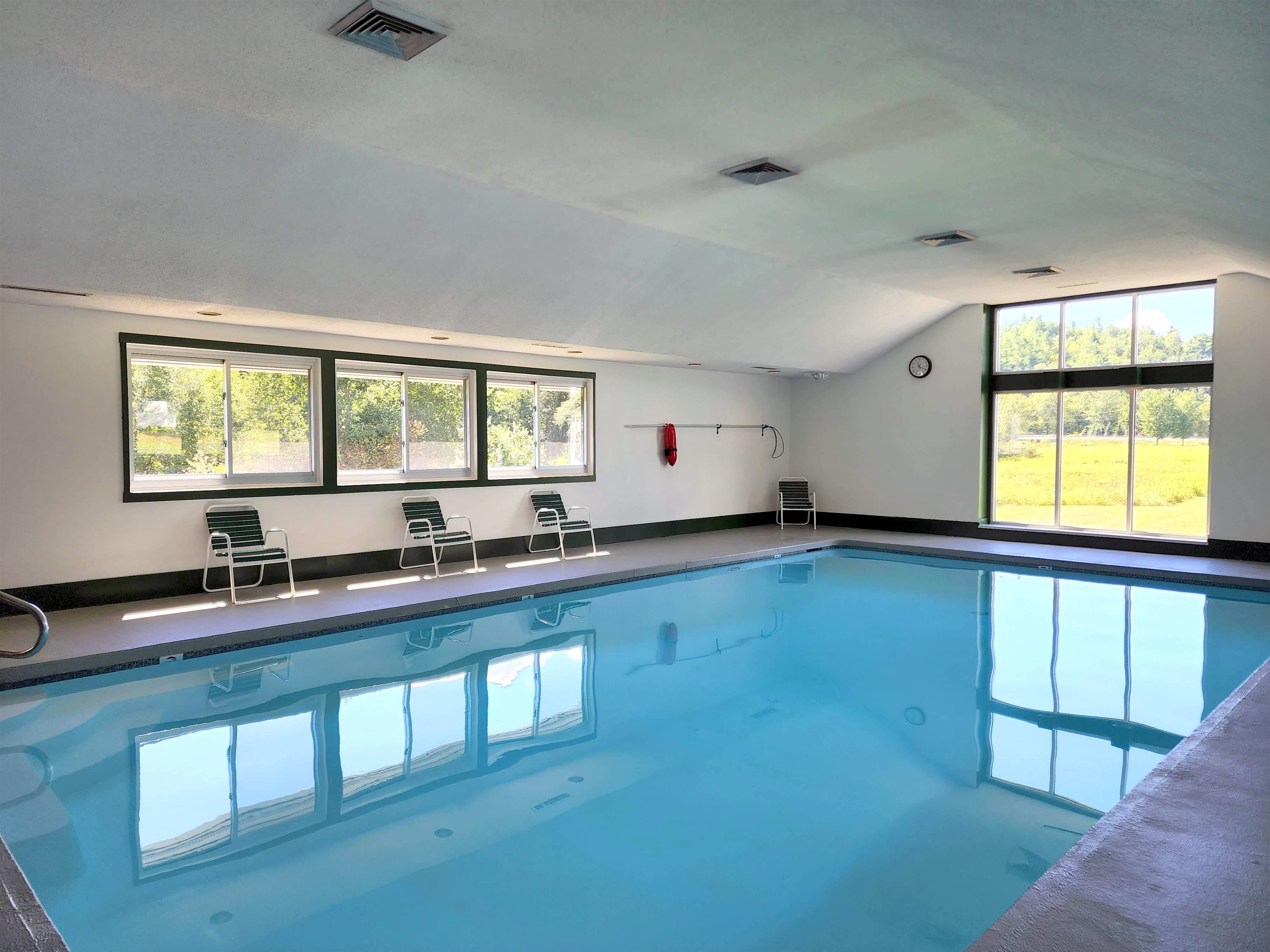 property viewer photo 33