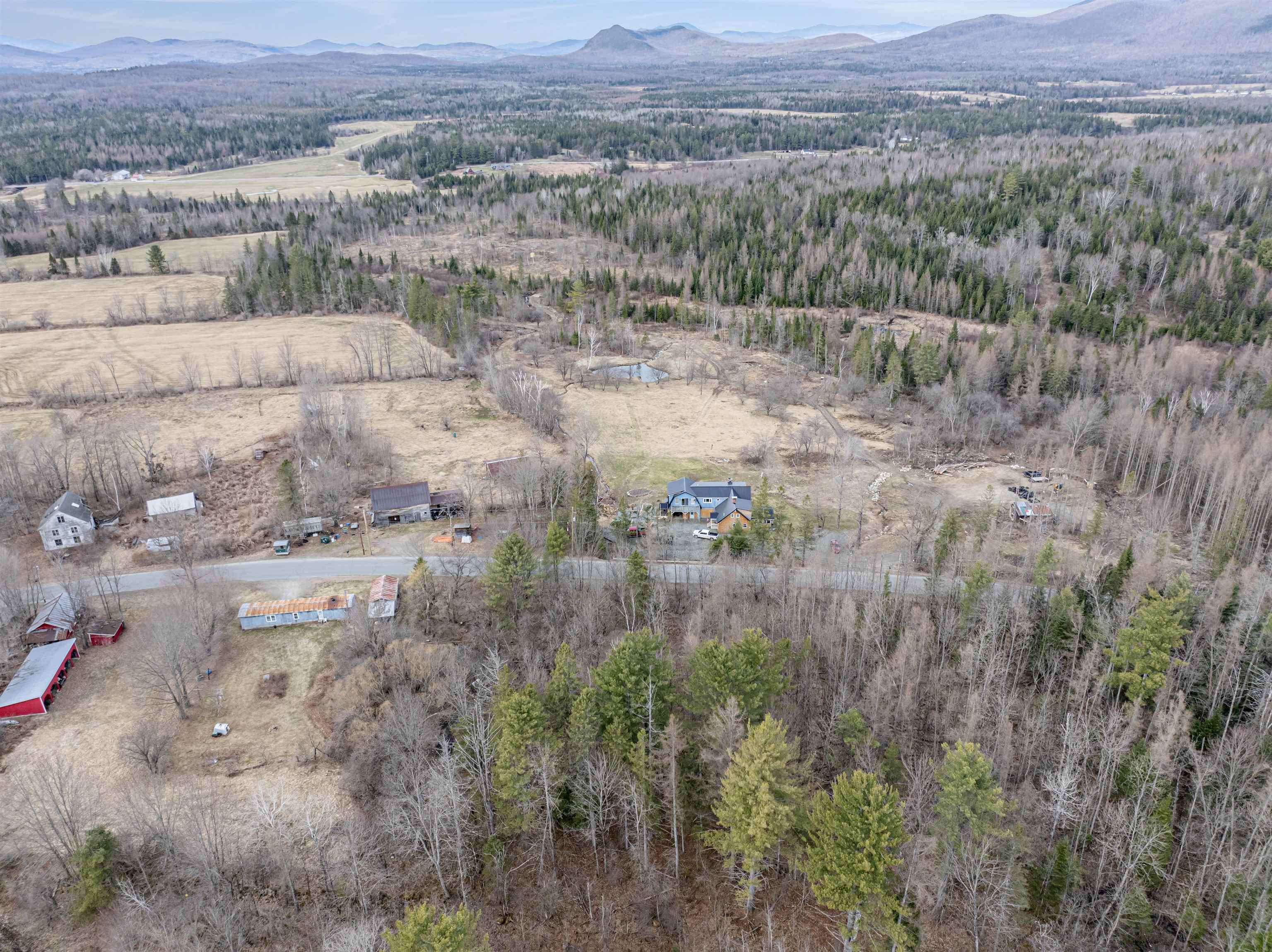 main property photo 9