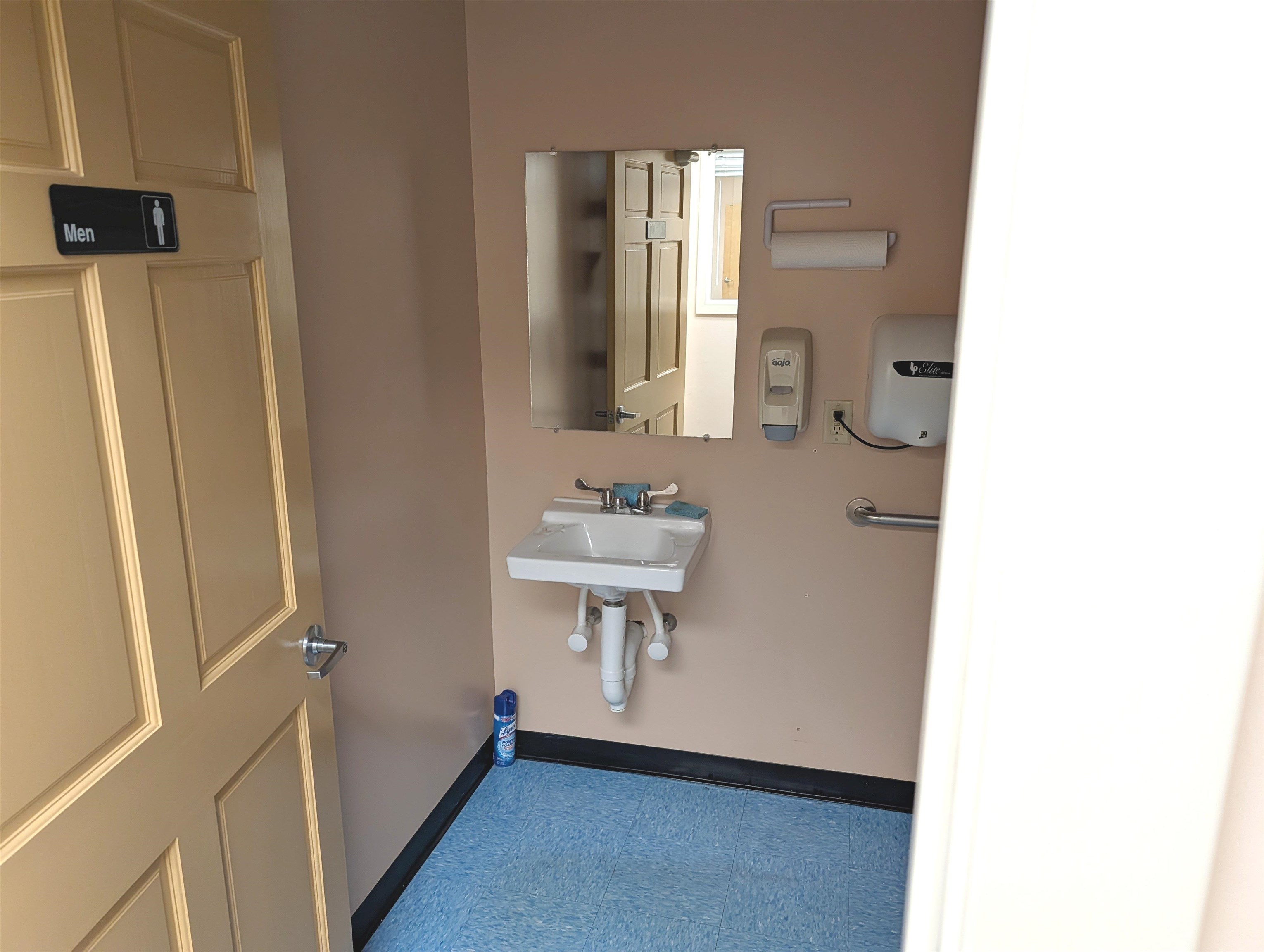 main property photo 14