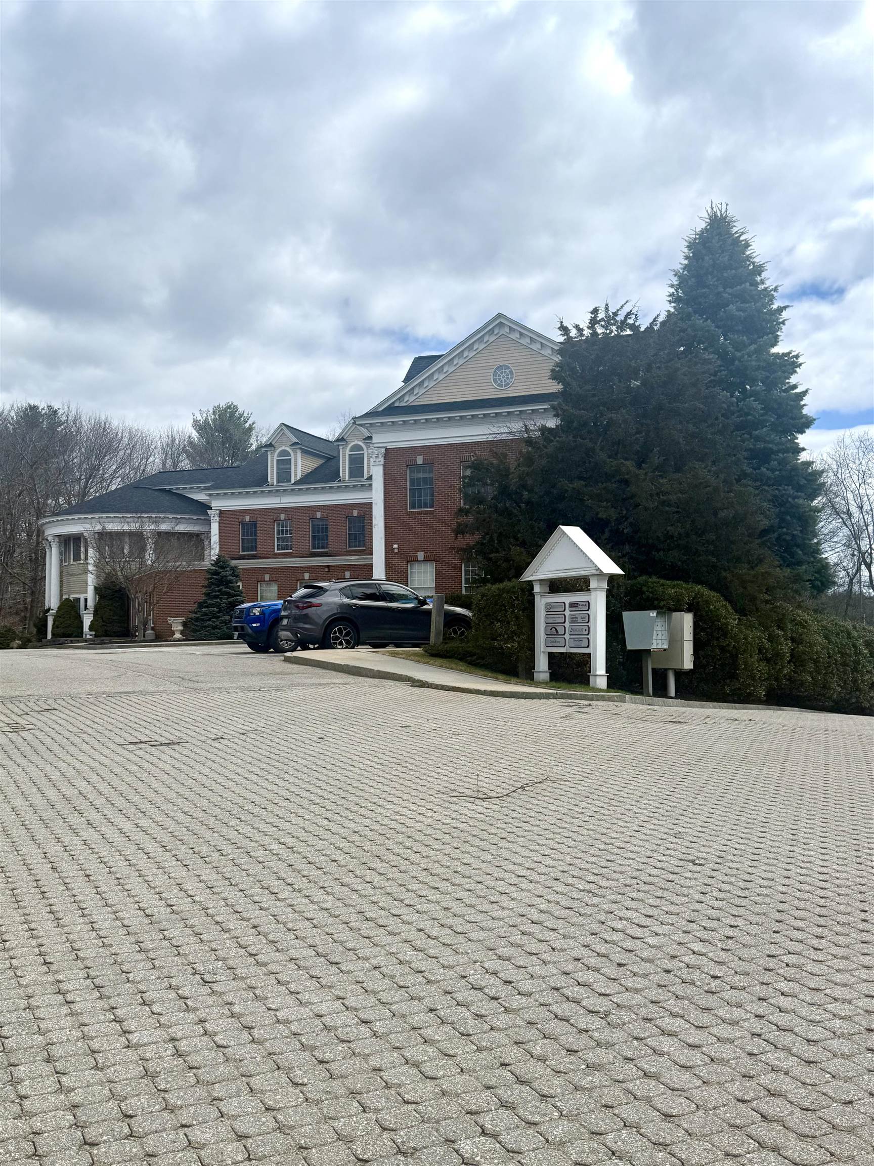 main property photo 15