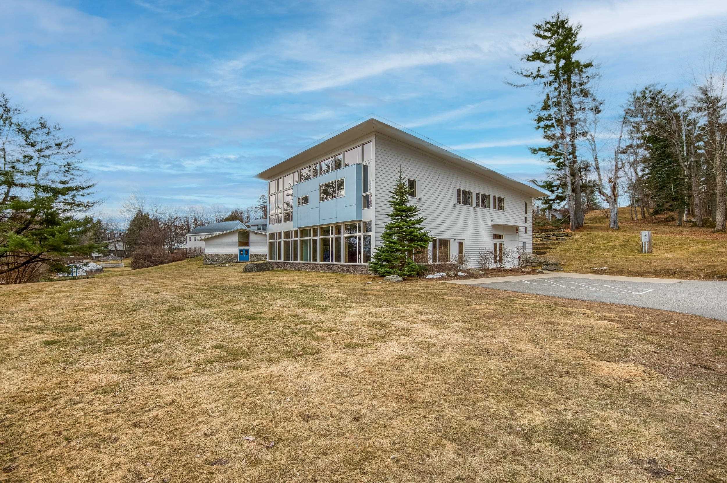 main property photo 38