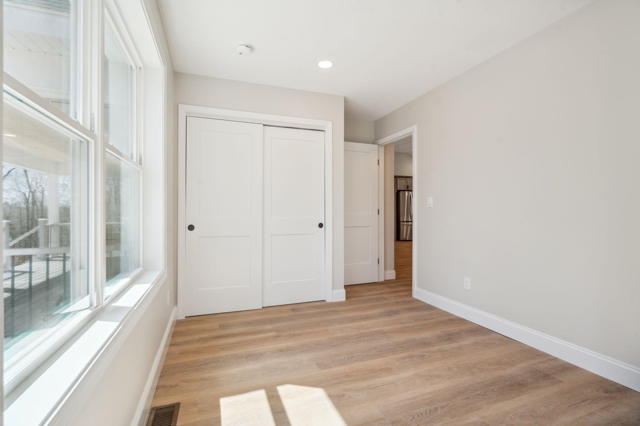 property viewer photo 20