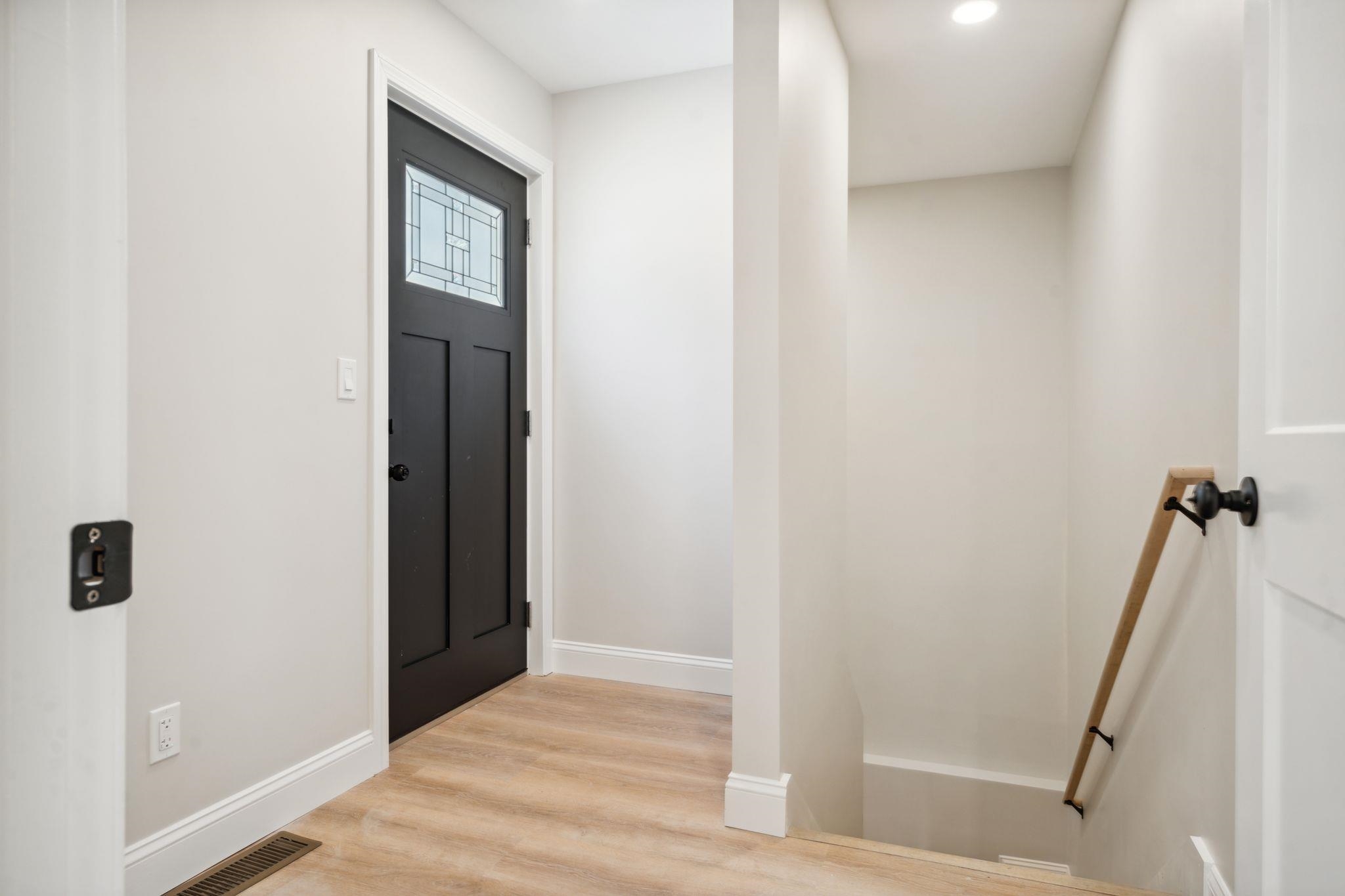 property viewer photo 25