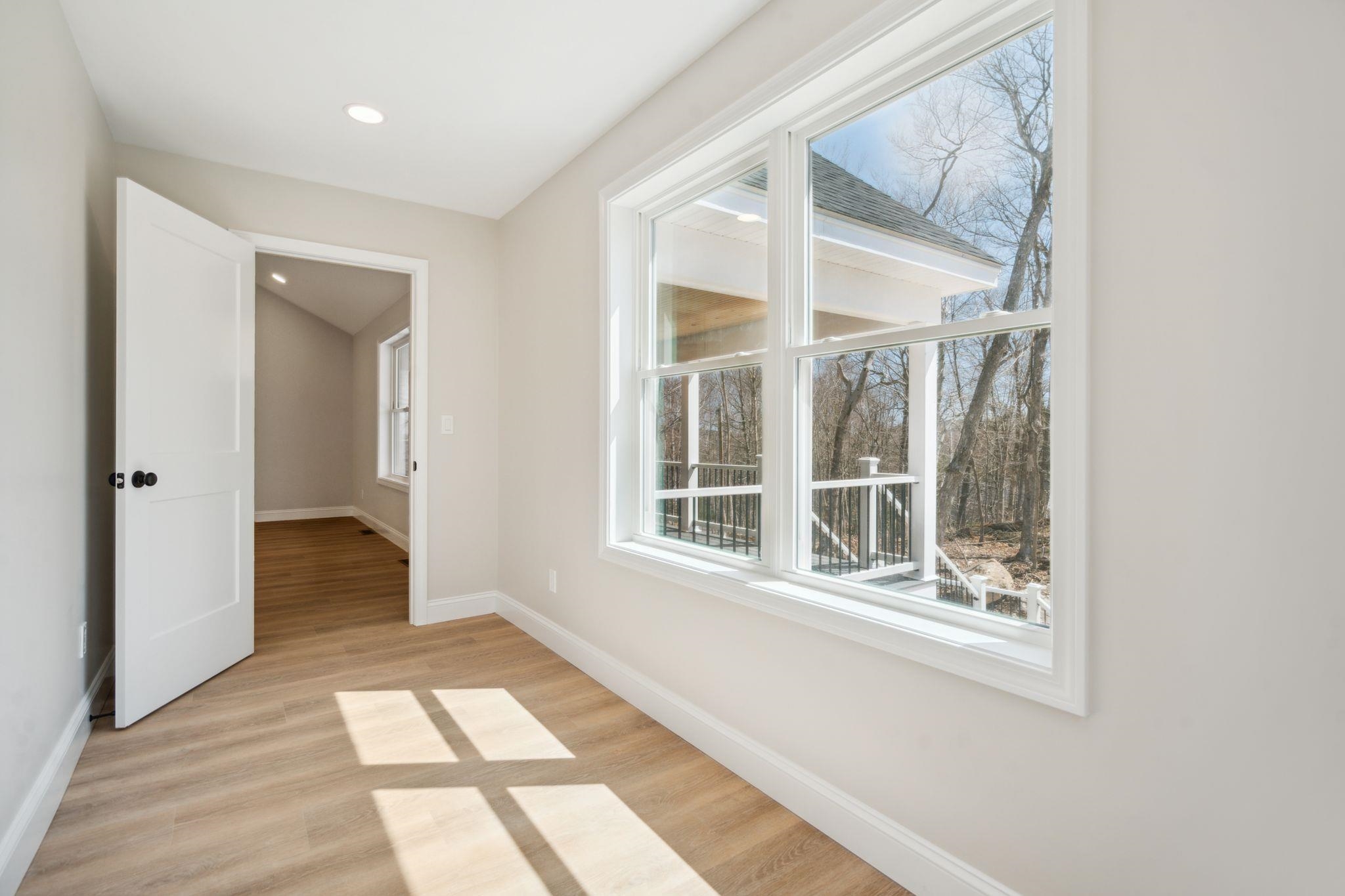 property viewer photo 26