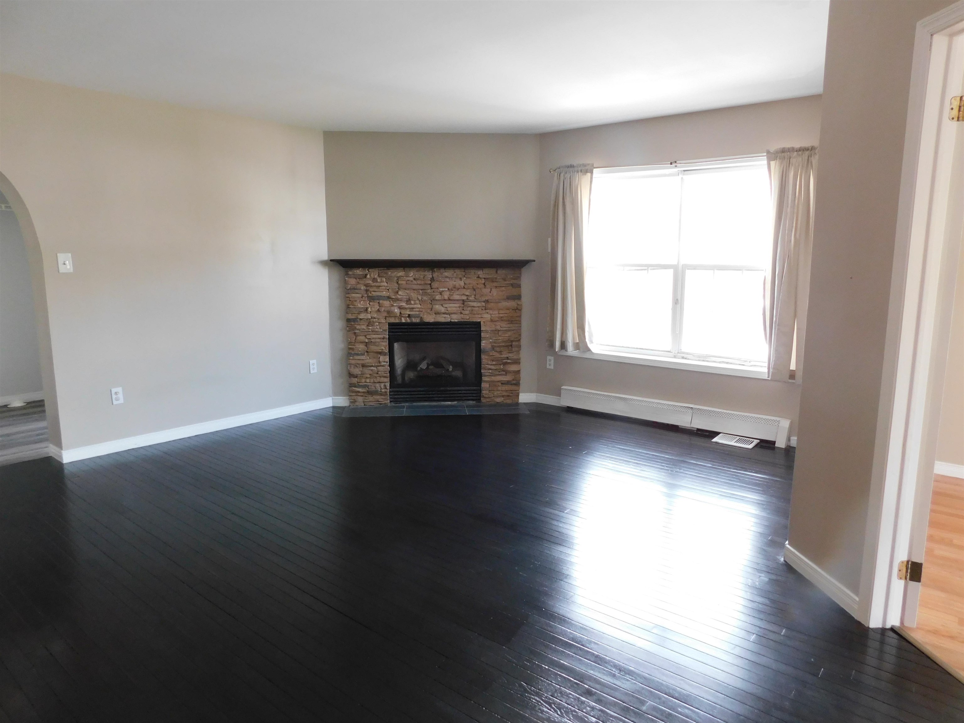 property viewer photo 10
