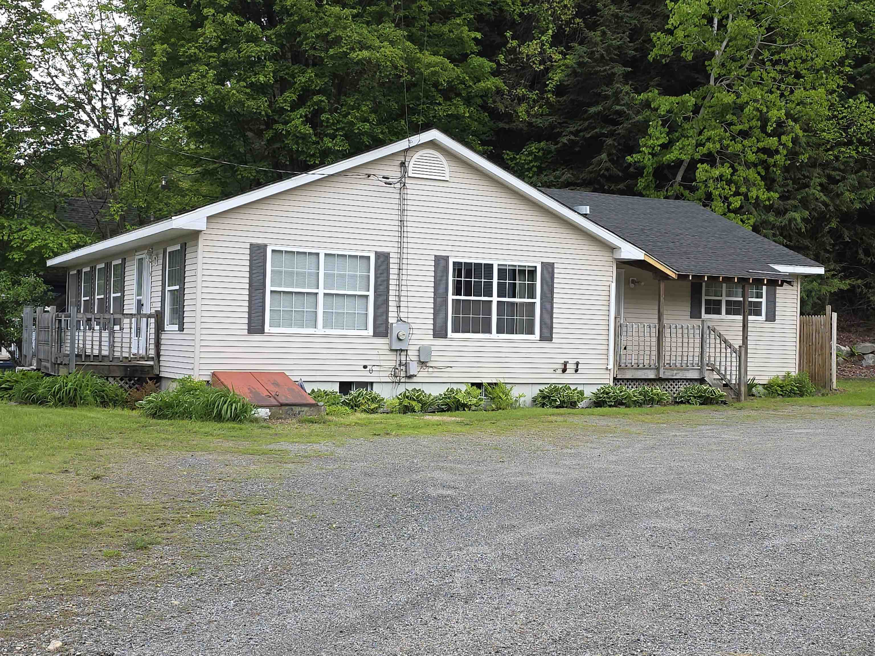 property viewer photo 4
