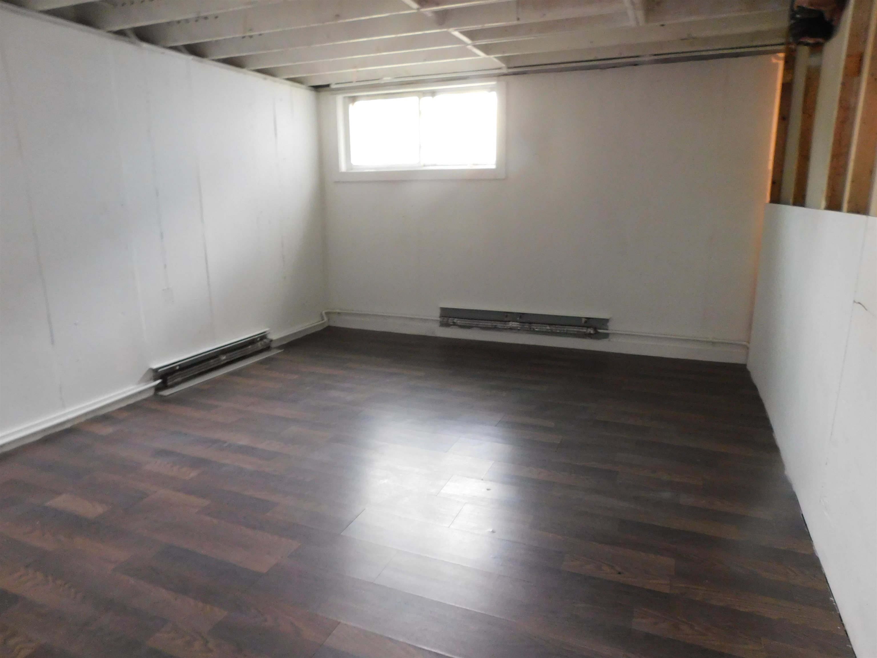 property viewer photo 42