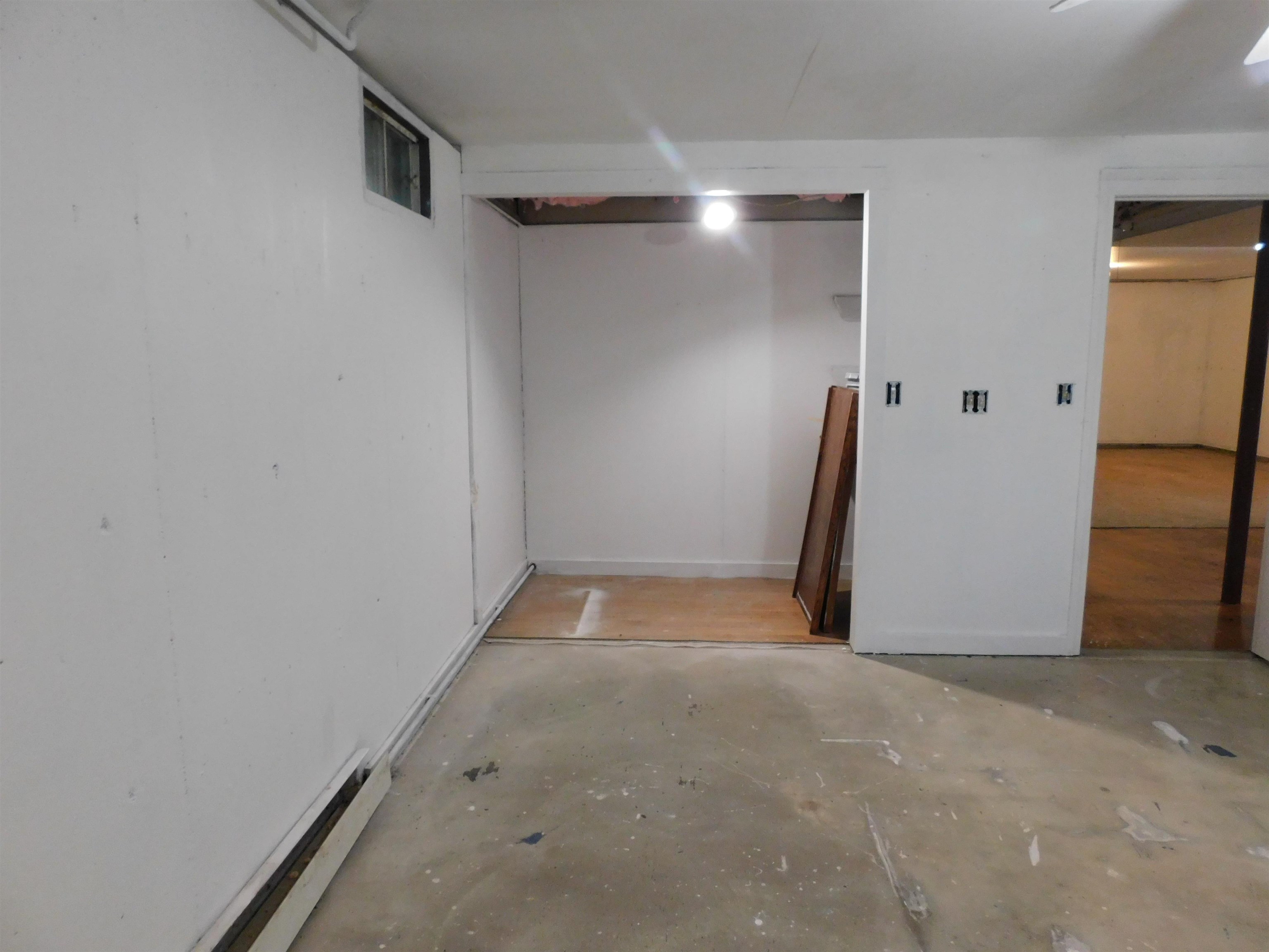 property viewer photo 45
