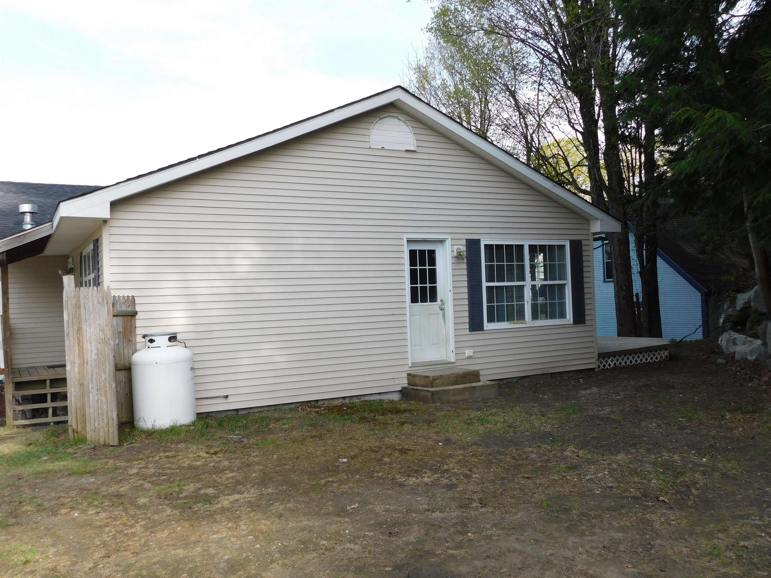 property viewer photo 5