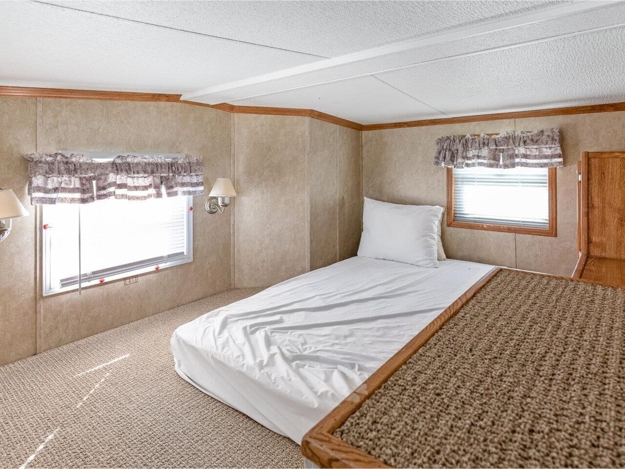 property viewer photo 12