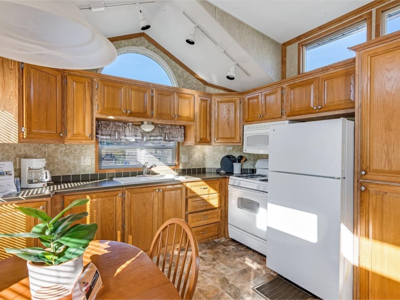 property viewer photo 4