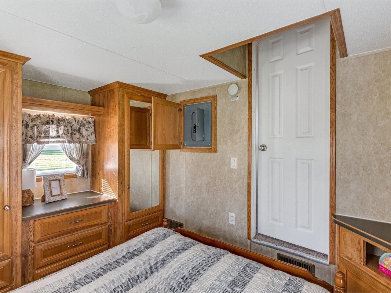 property viewer photo 9