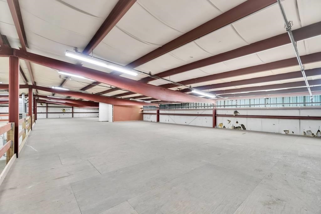 property viewer photo 10