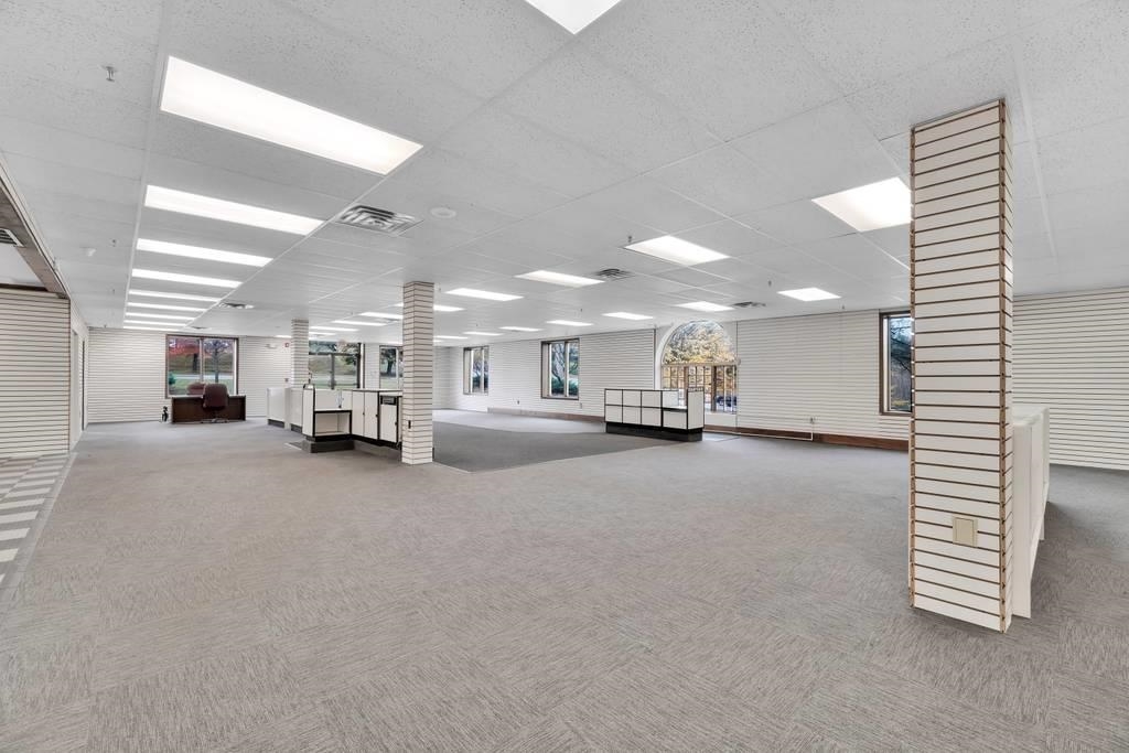 property viewer photo 3