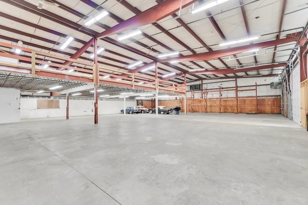 property viewer photo 7