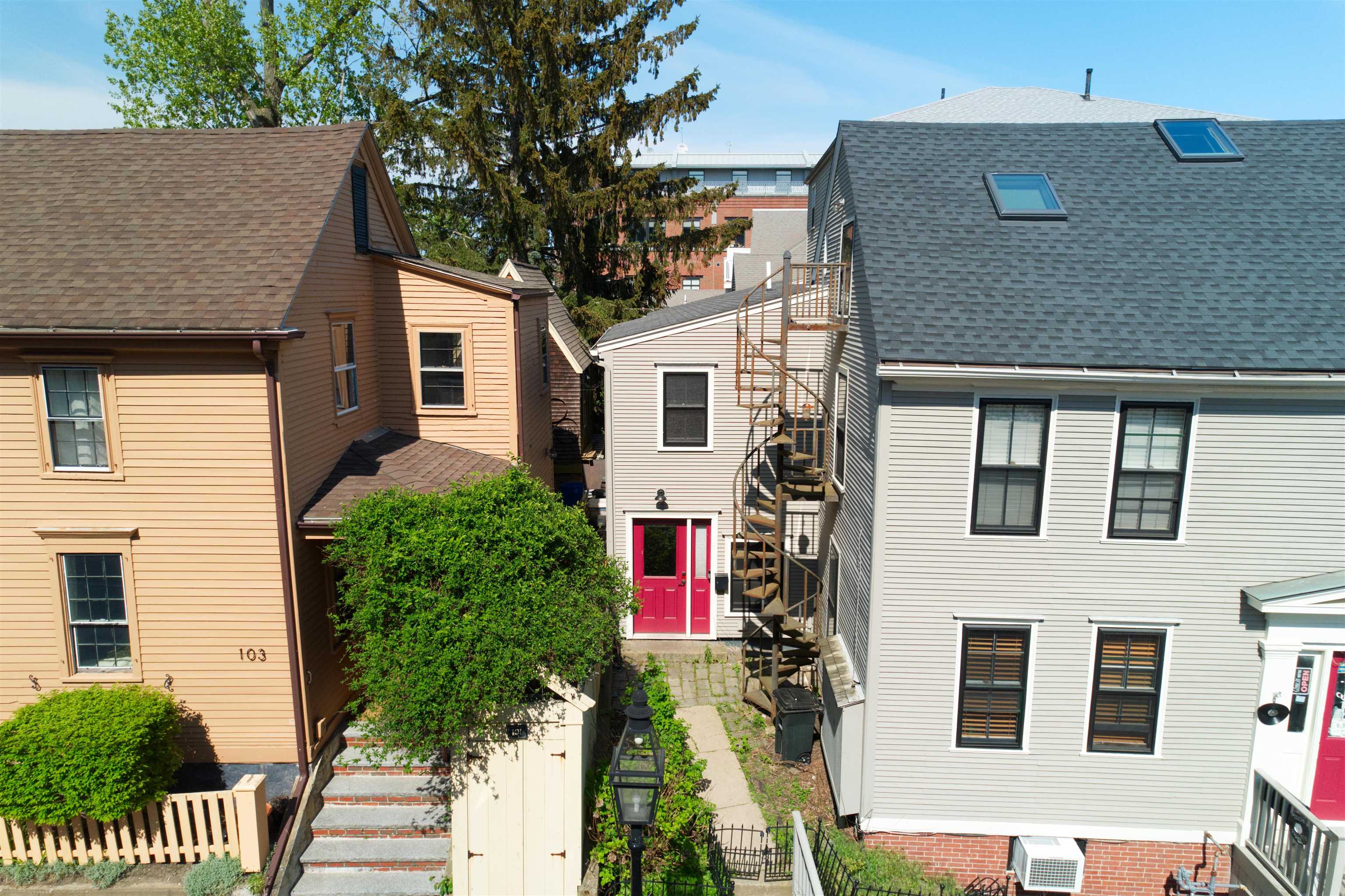 property viewer photo 1