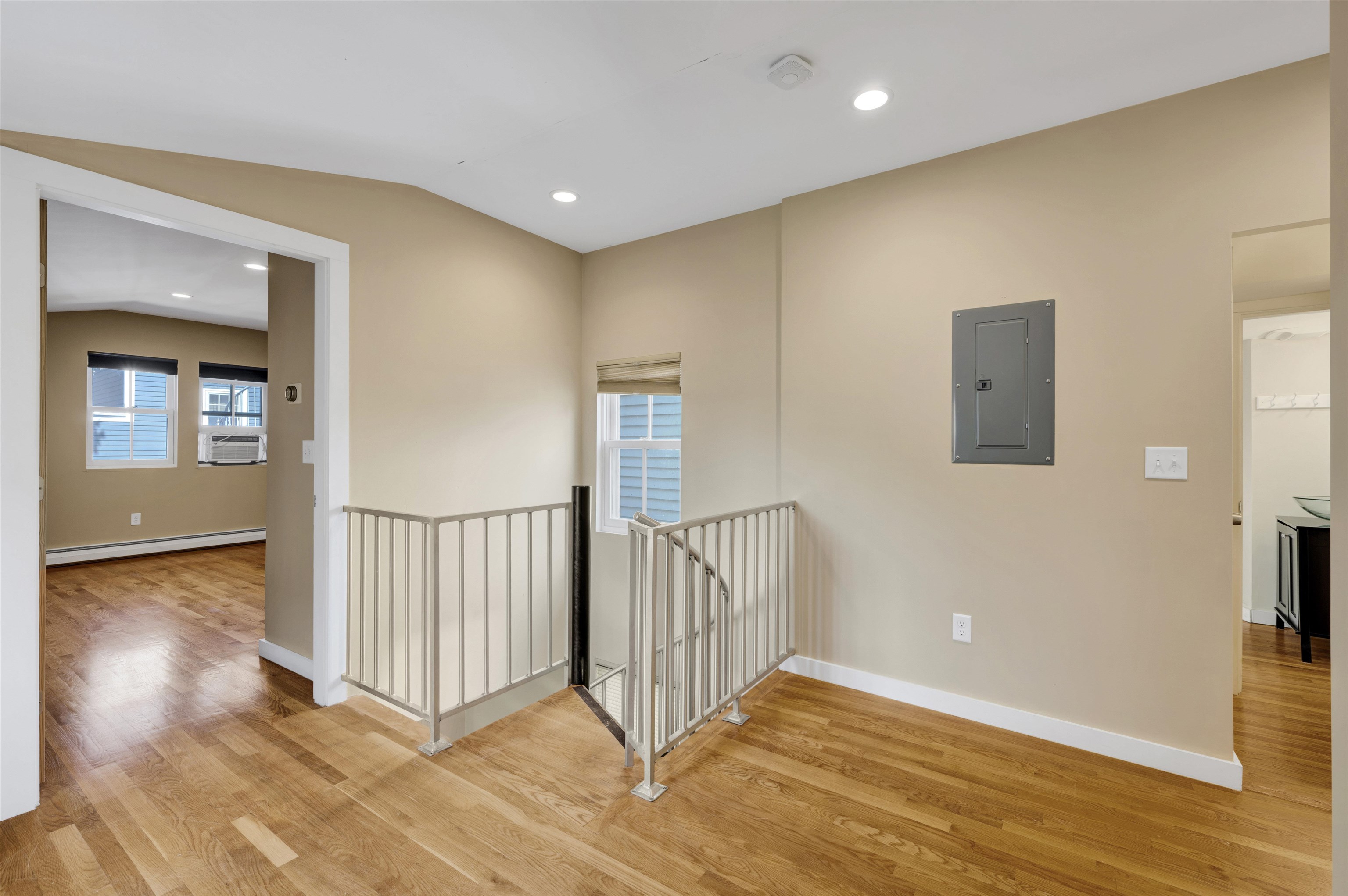property viewer photo 17