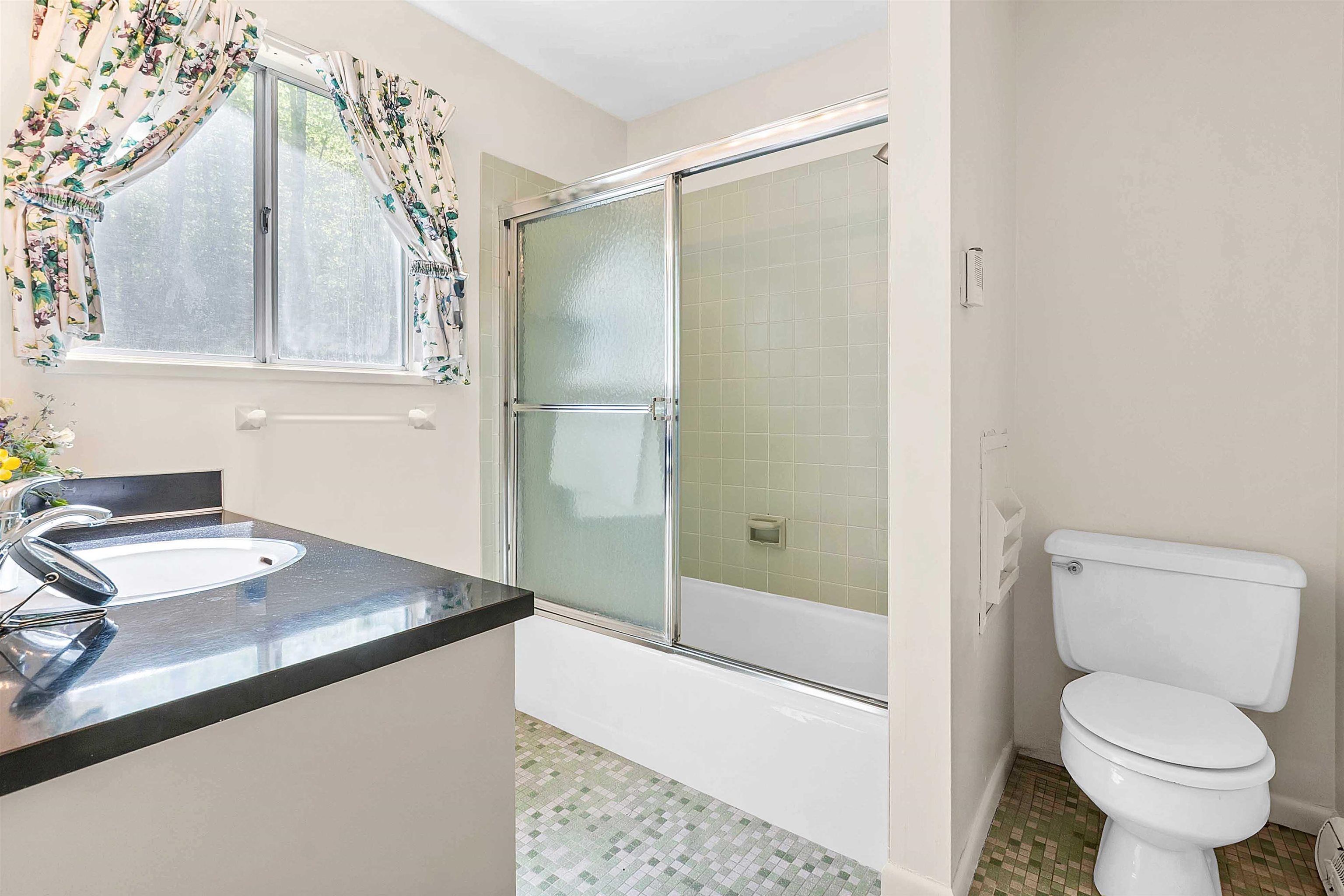 property viewer photo 14