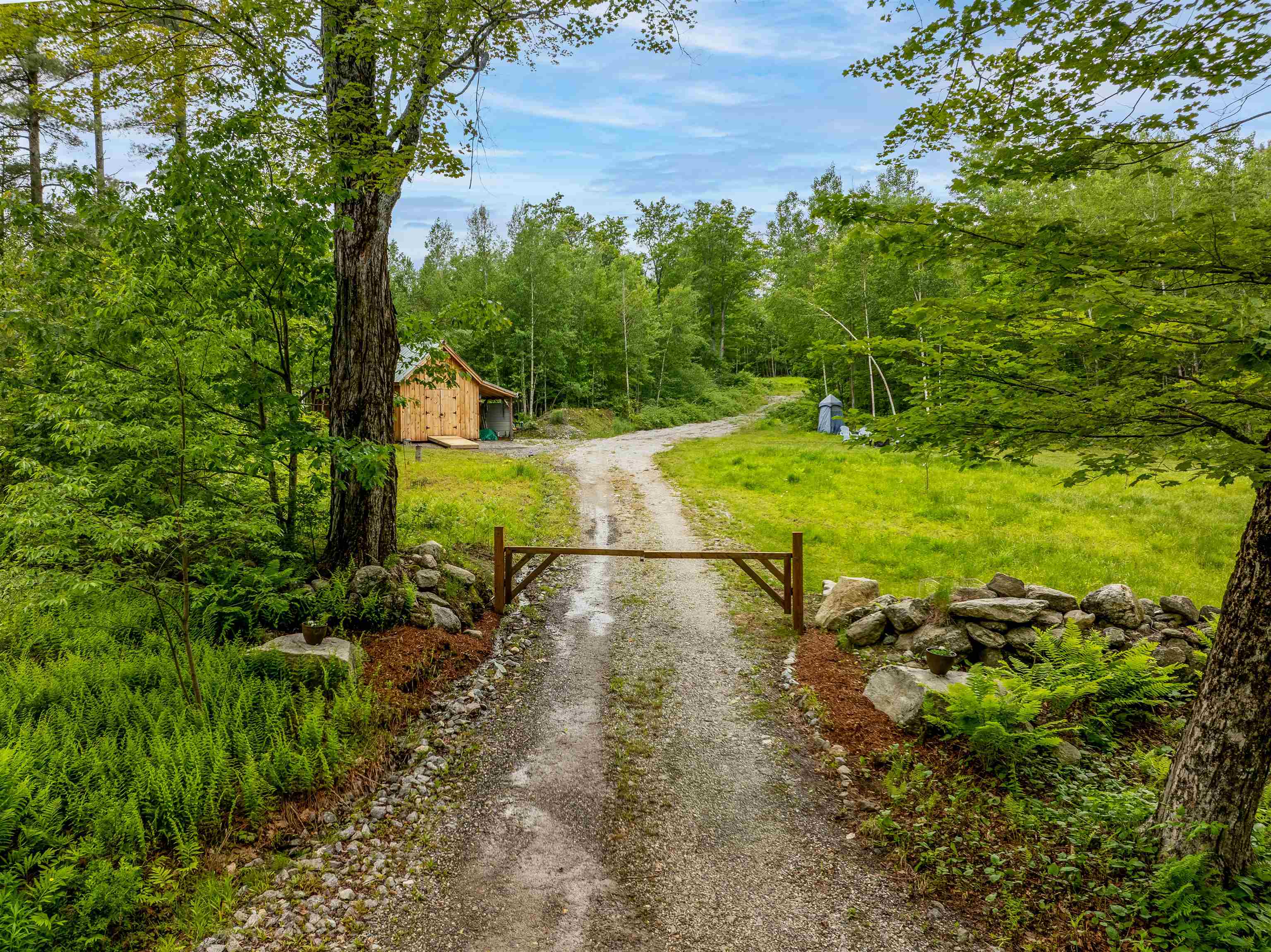 property viewer photo 1
