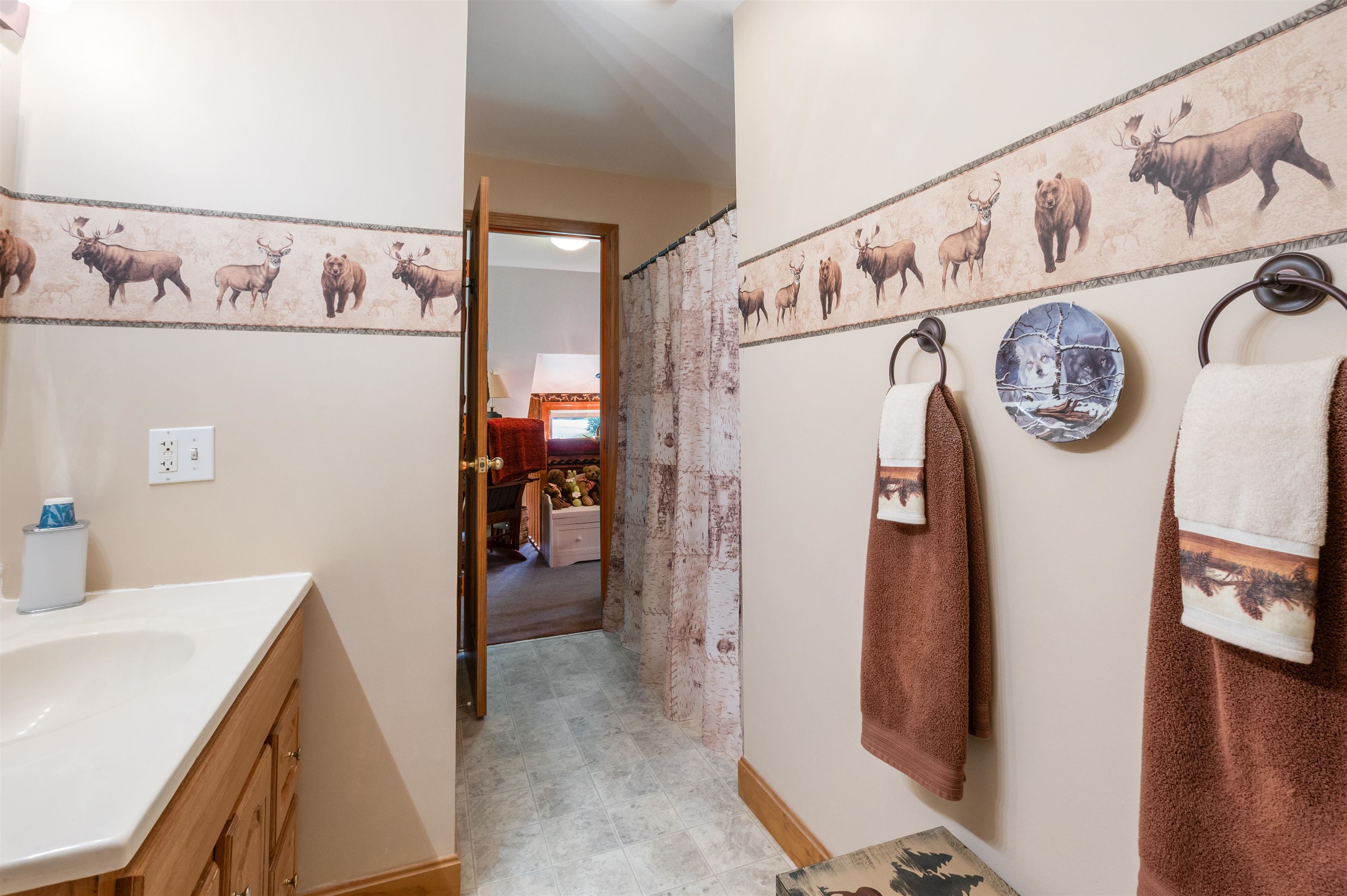 property viewer photo 42