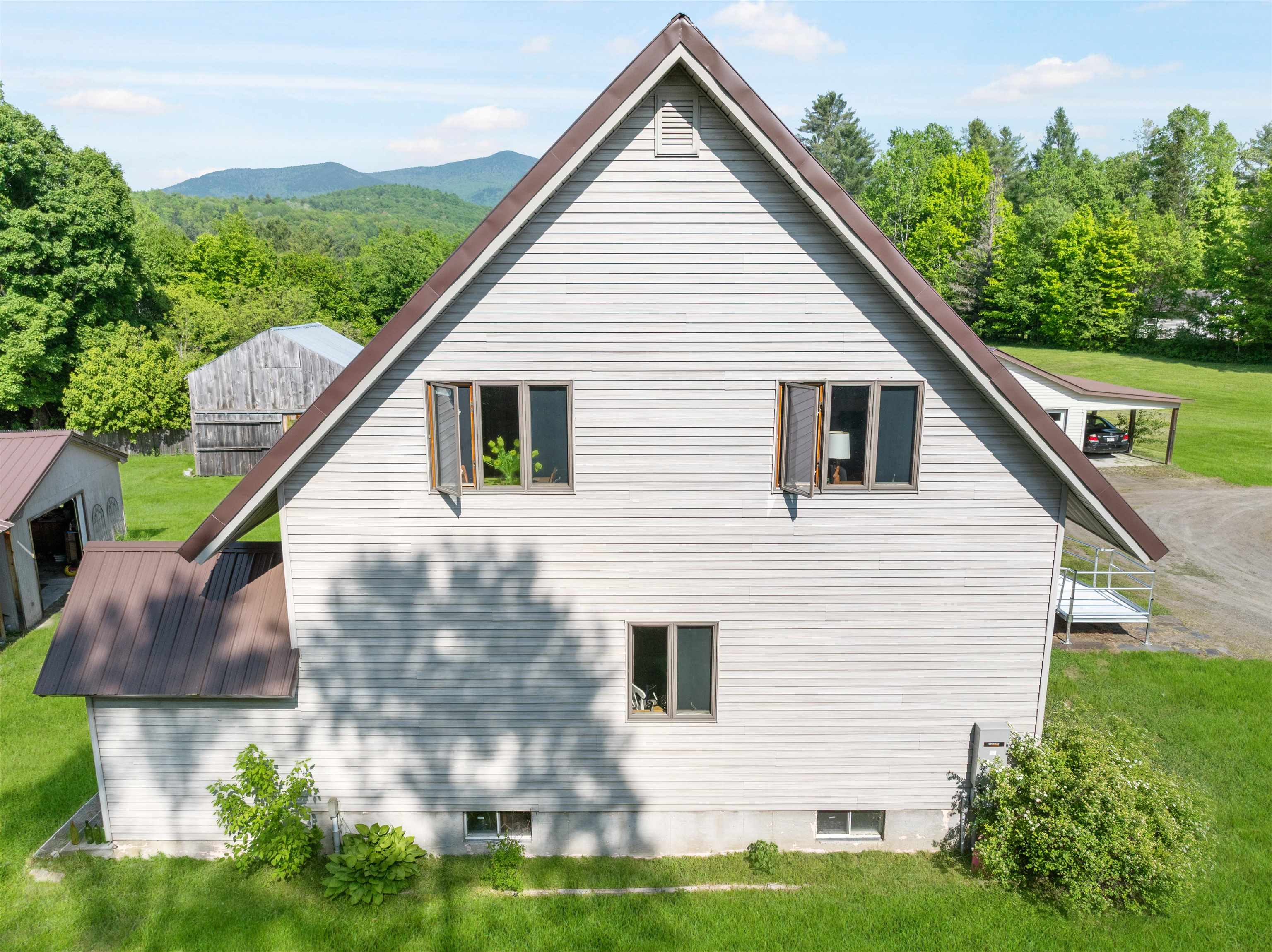 property viewer photo 5