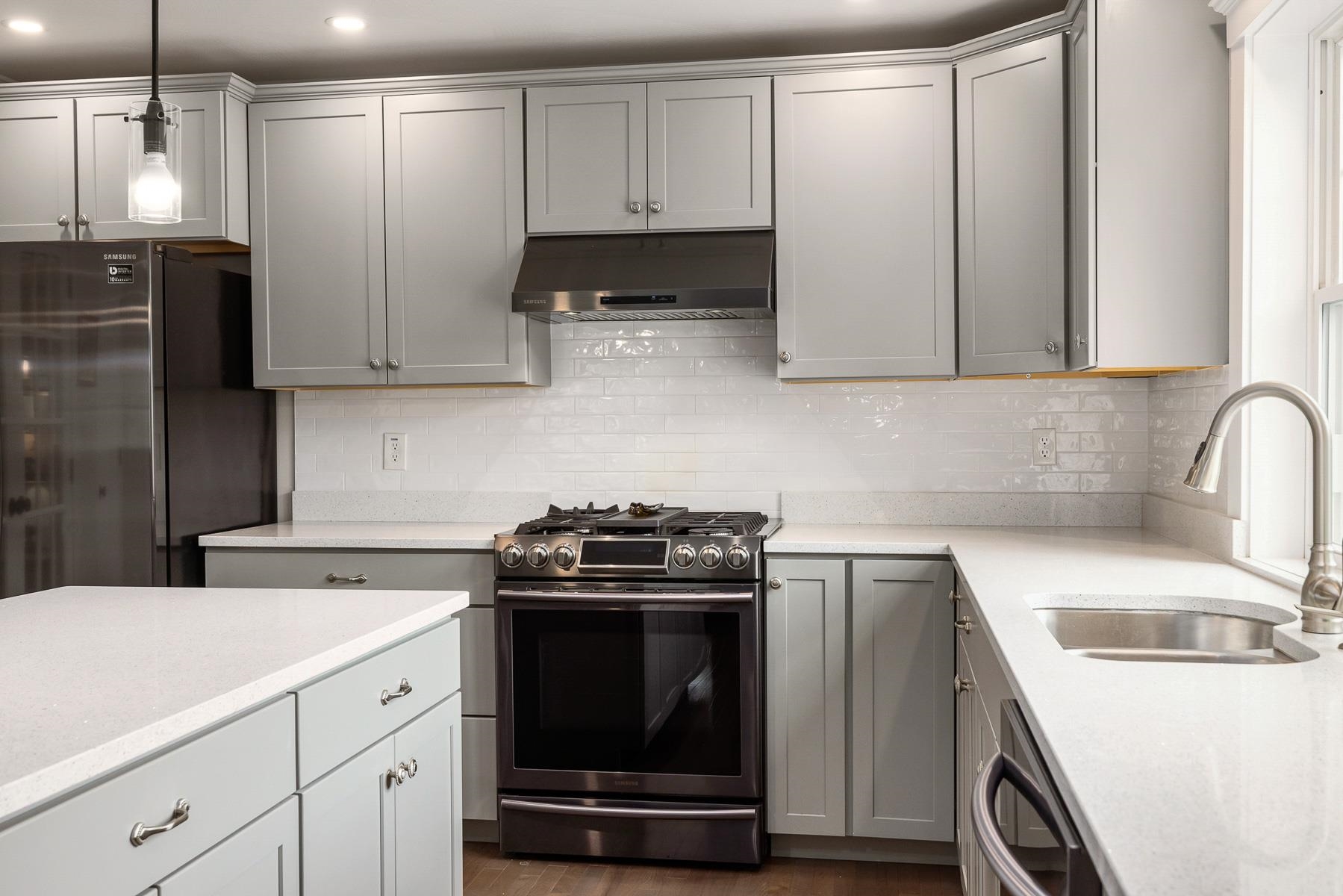 property viewer photo 20