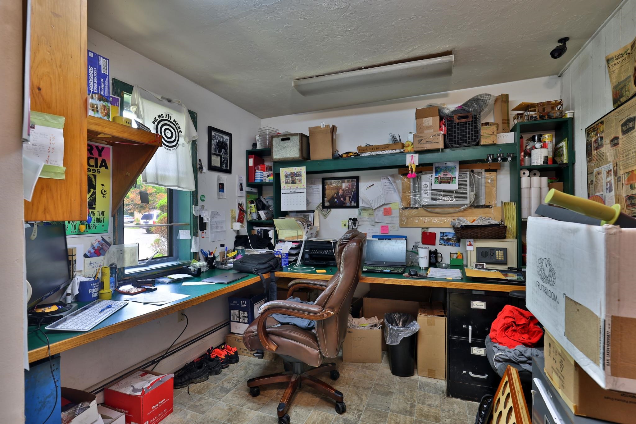 main property photo 36