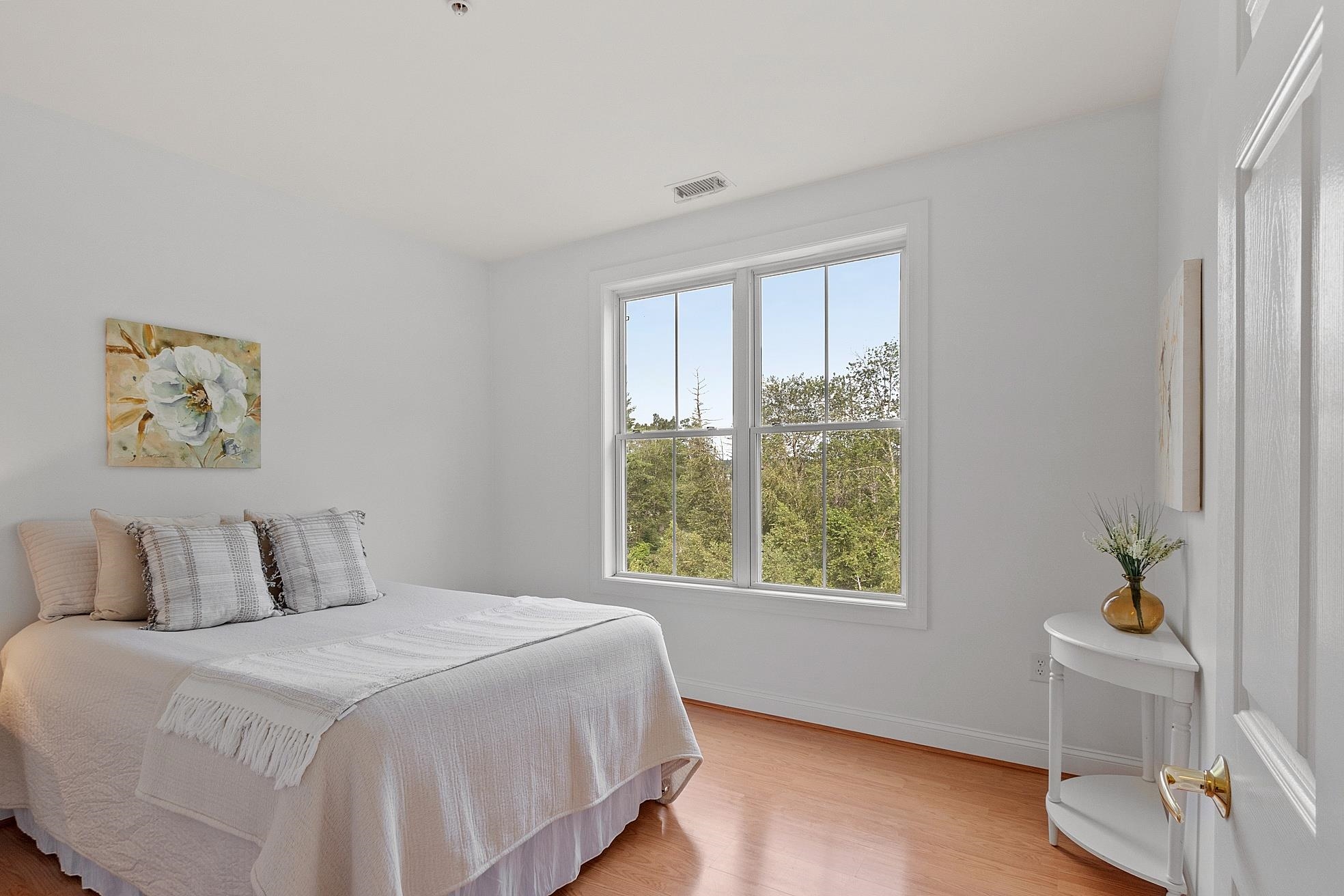 property viewer photo 23